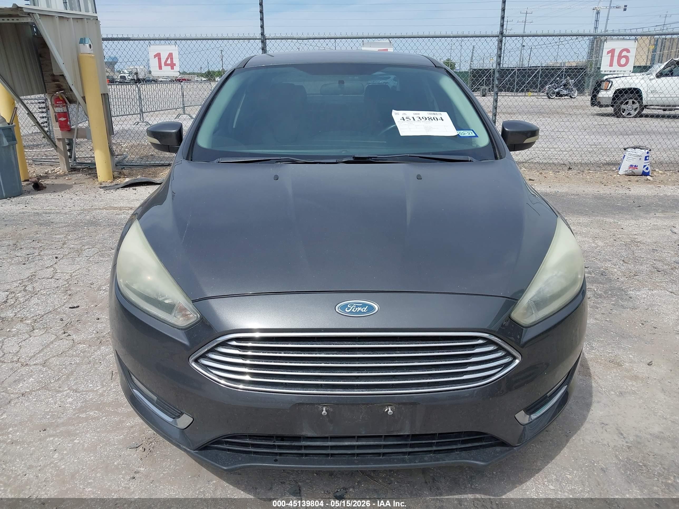 2015 Ford Focus Titanium Серый vin: 1FADP3J21FL255199