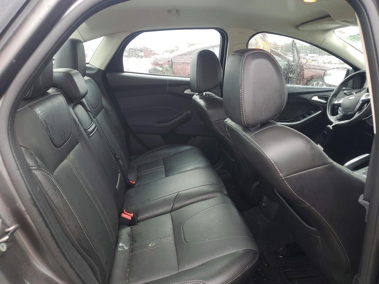 2013 Ford Focus Titanium Gray vin: 1FADP3J22DL300597