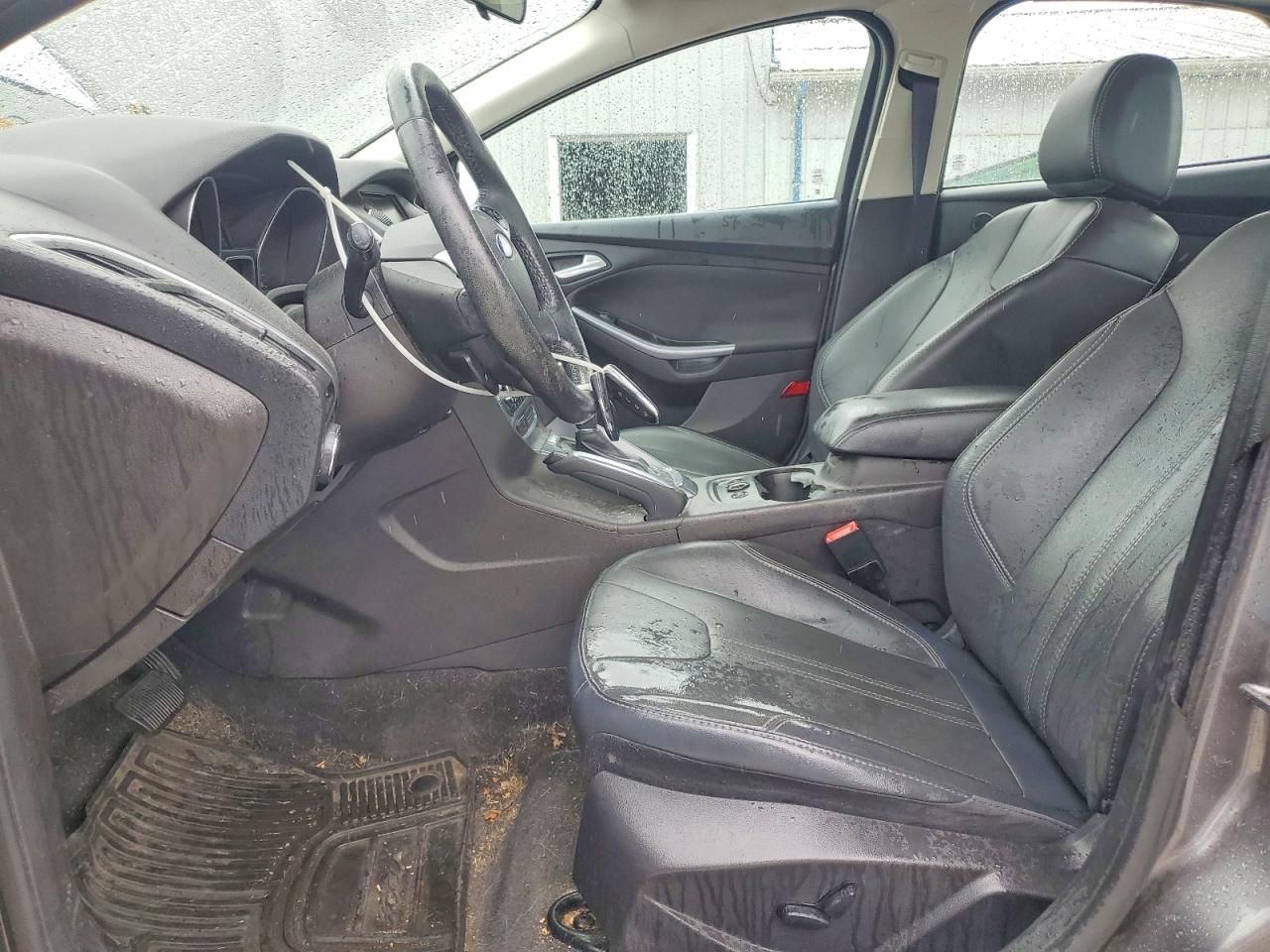 2013 Ford Focus Titanium Gray vin: 1FADP3J22DL300597