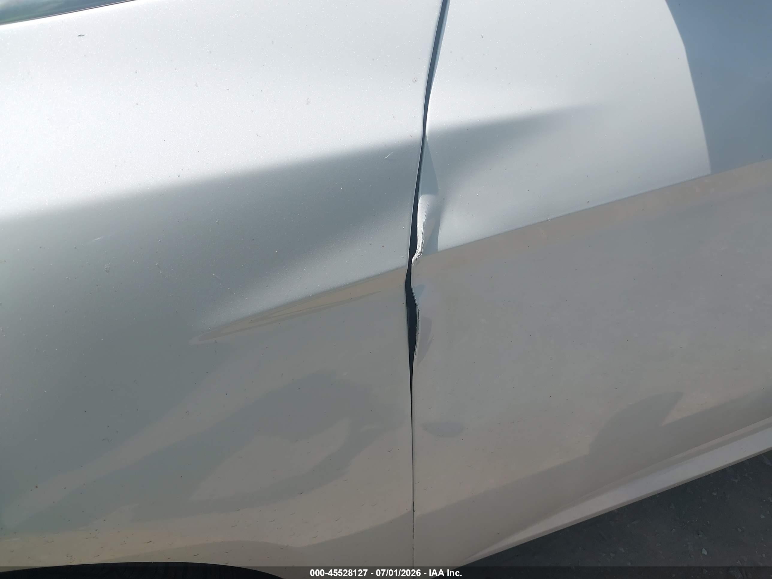2014 Ford Focus Titanium White vin: 1FADP3J22EL217799
