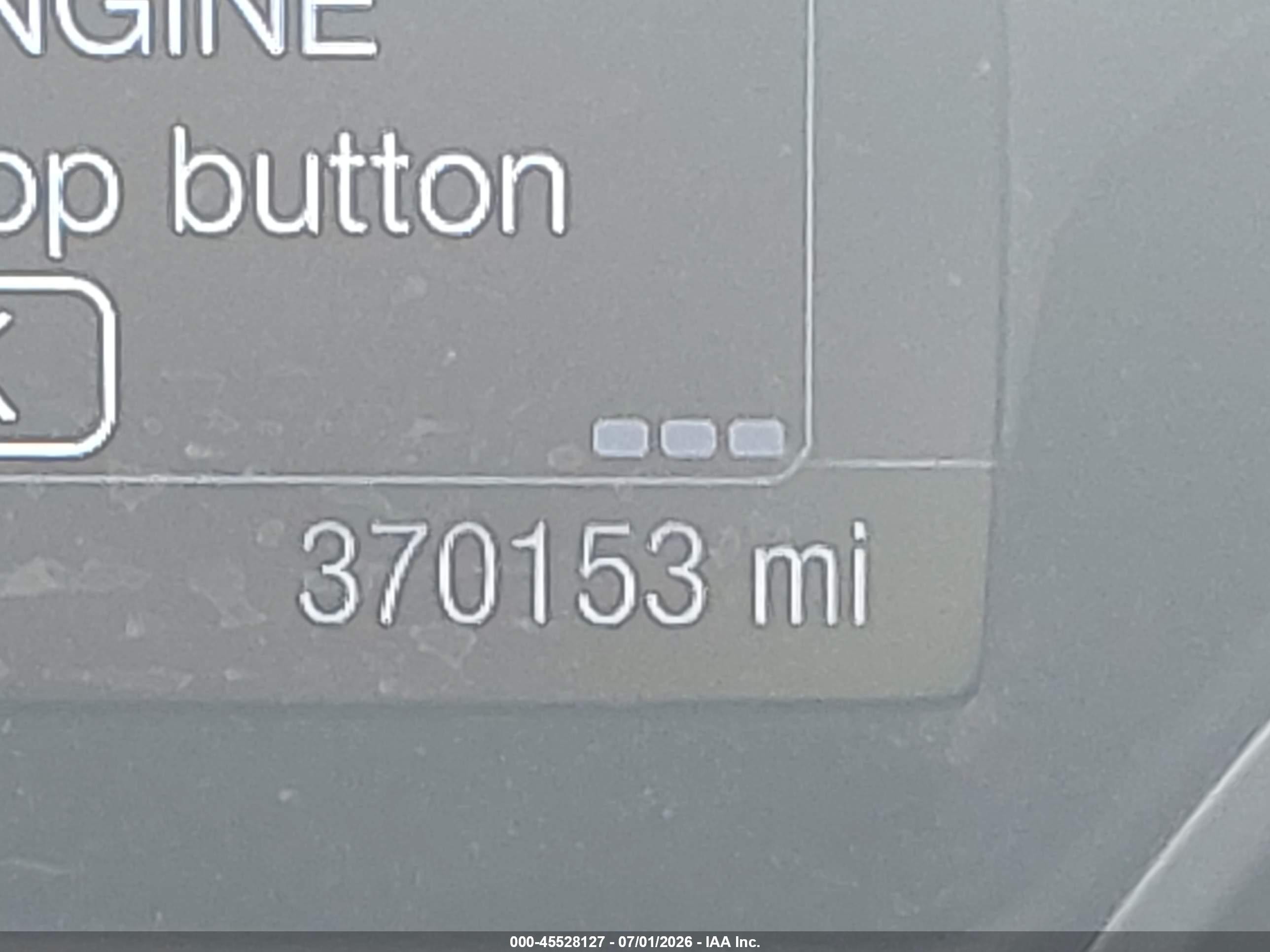 2014 Ford Focus Titanium White vin: 1FADP3J22EL217799