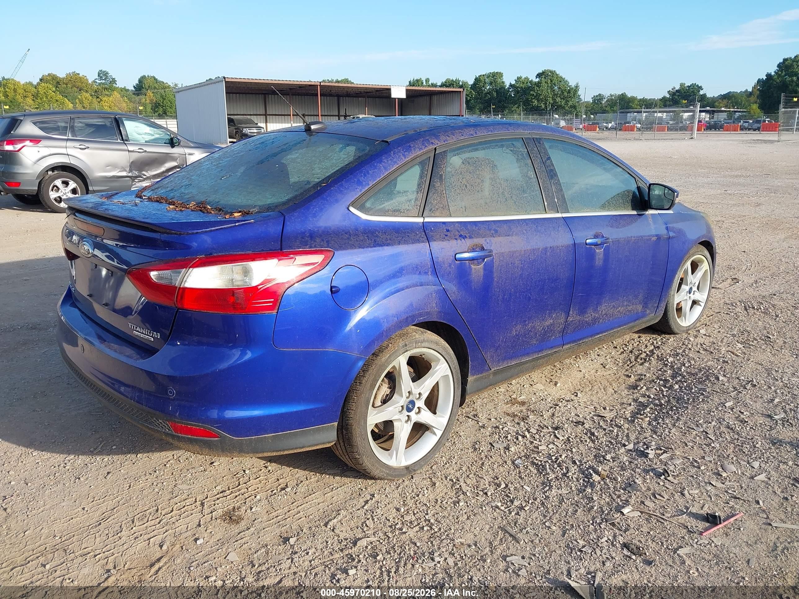 2014 Ford Focus Titanium Синий vin: 1FADP3J22EL369565