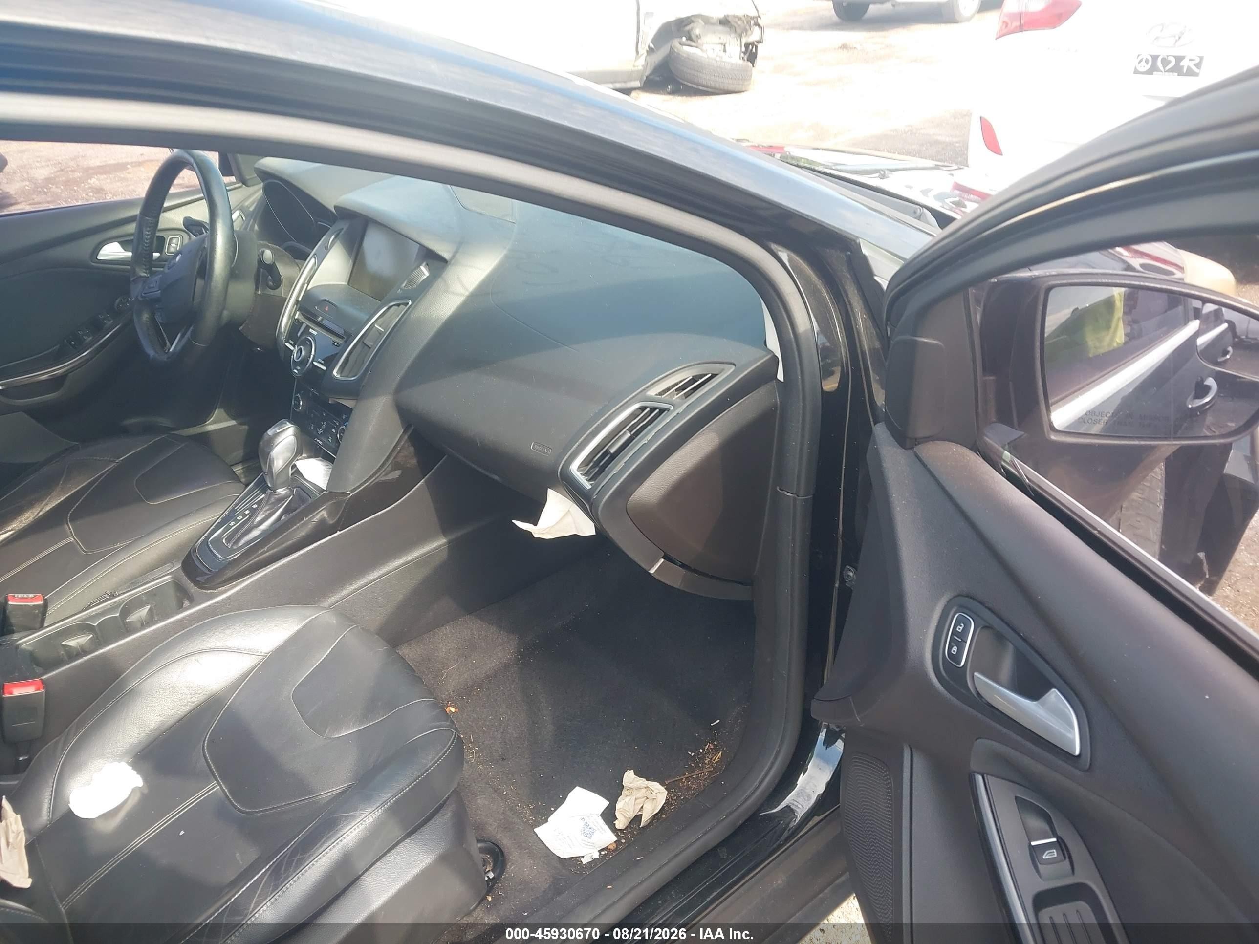 2015 Ford Focus Titanium Black vin: 1FADP3J22FL267720