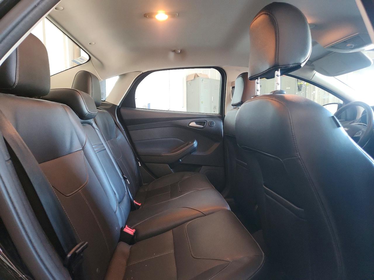 2015 Ford Focus Titanium Black vin: 1FADP3J22FL305088