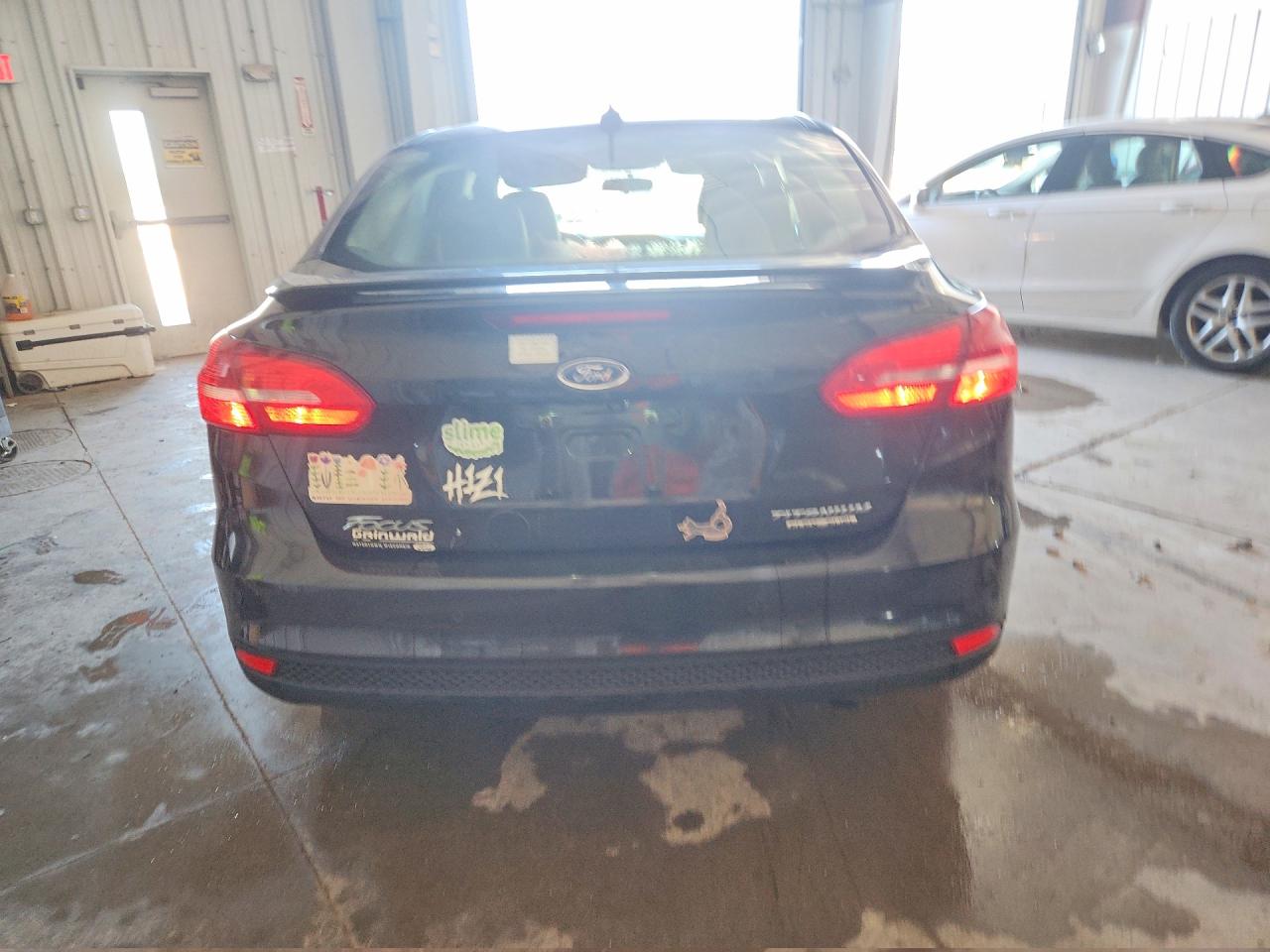 2015 Ford Focus Titanium Black vin: 1FADP3J22FL305088
