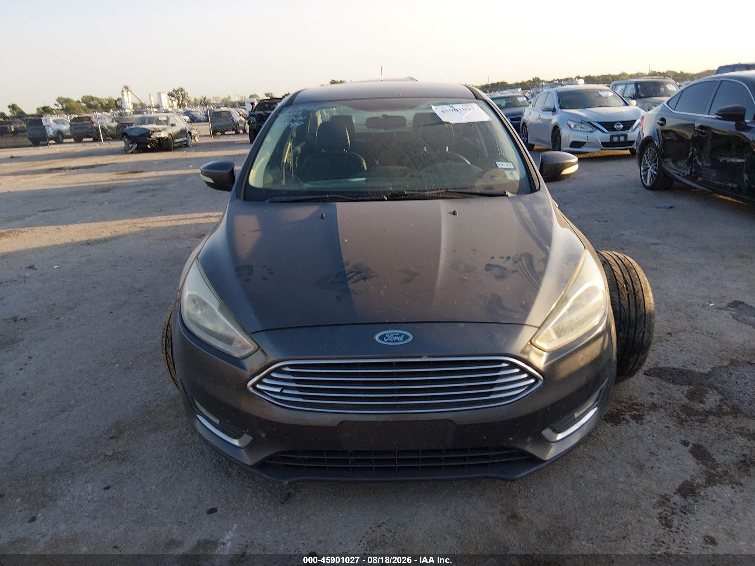 2015 Ford Focus Titanium Gray vin: 1FADP3J22FL370023