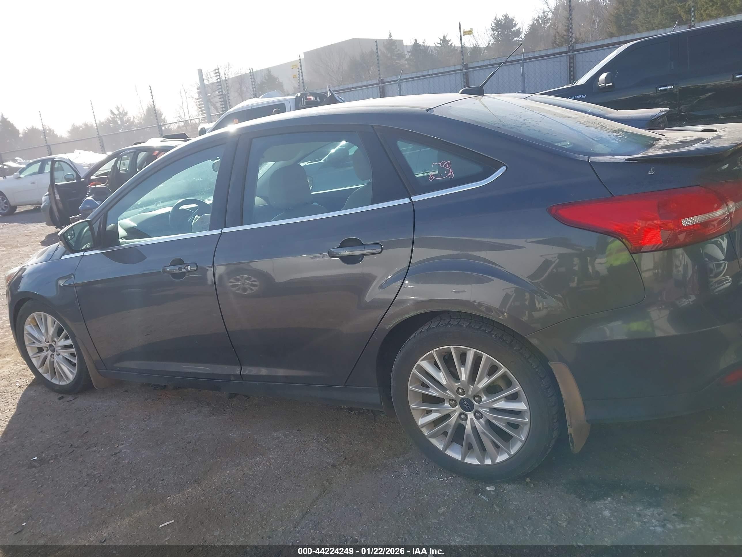 2016 Ford Focus Titanium Gray vin: 1FADP3J22GL260073