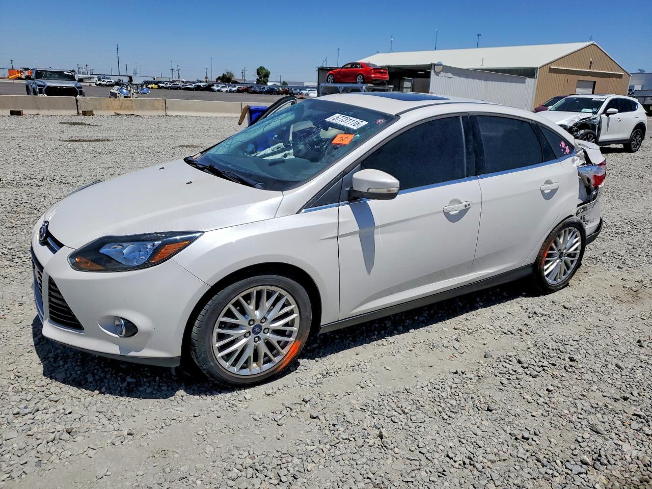 2013 Ford Focus Titanium White vin: 1FADP3J23DL144862