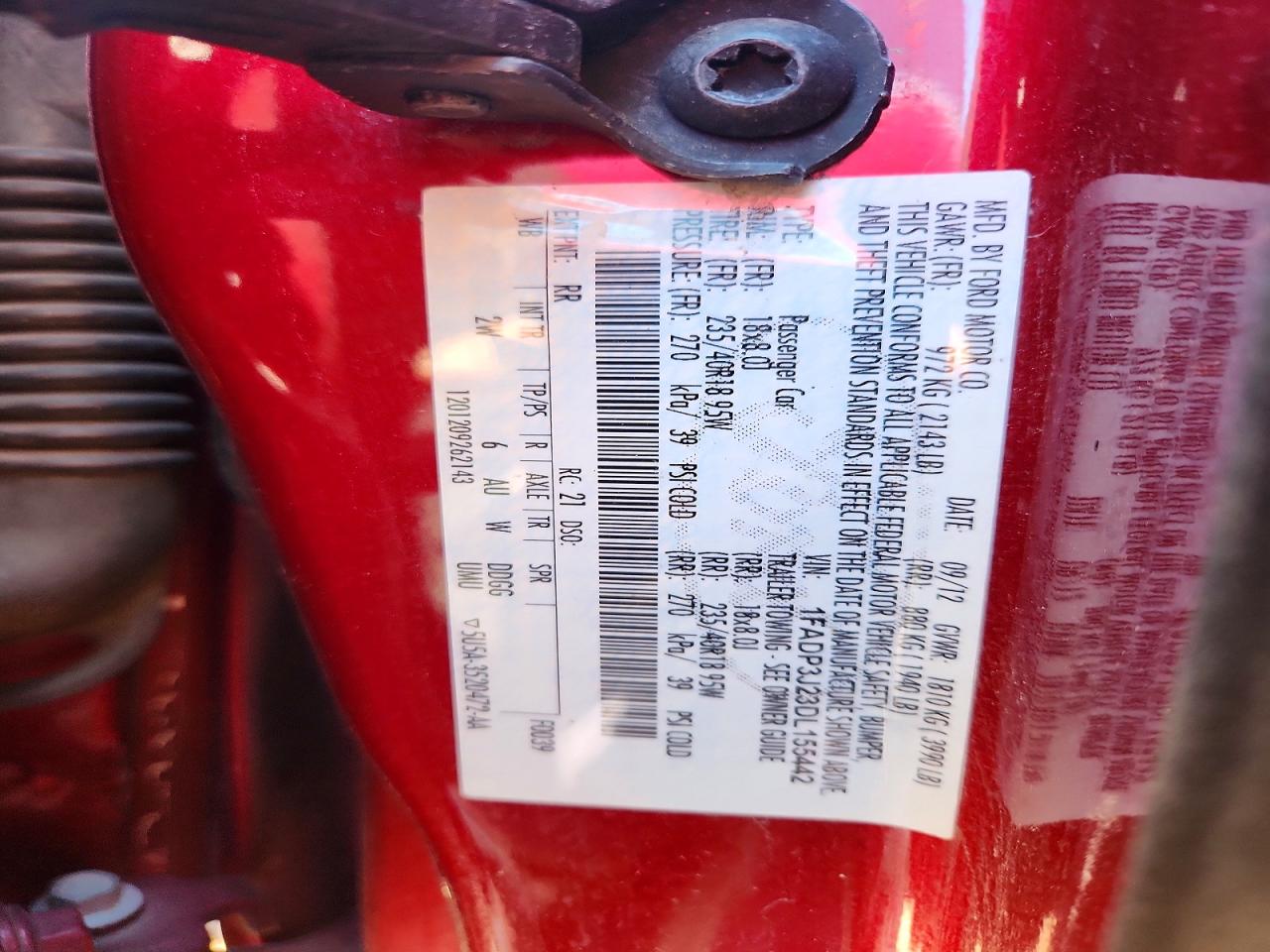 2013 Ford Focus Titanium Red vin: 1FADP3J23DL155442
