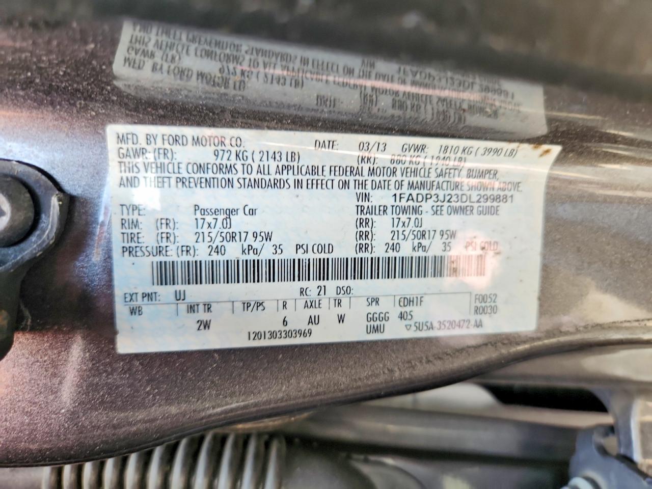 2013 Ford Focus Titanium Gray vin: 1FADP3J23DL299881