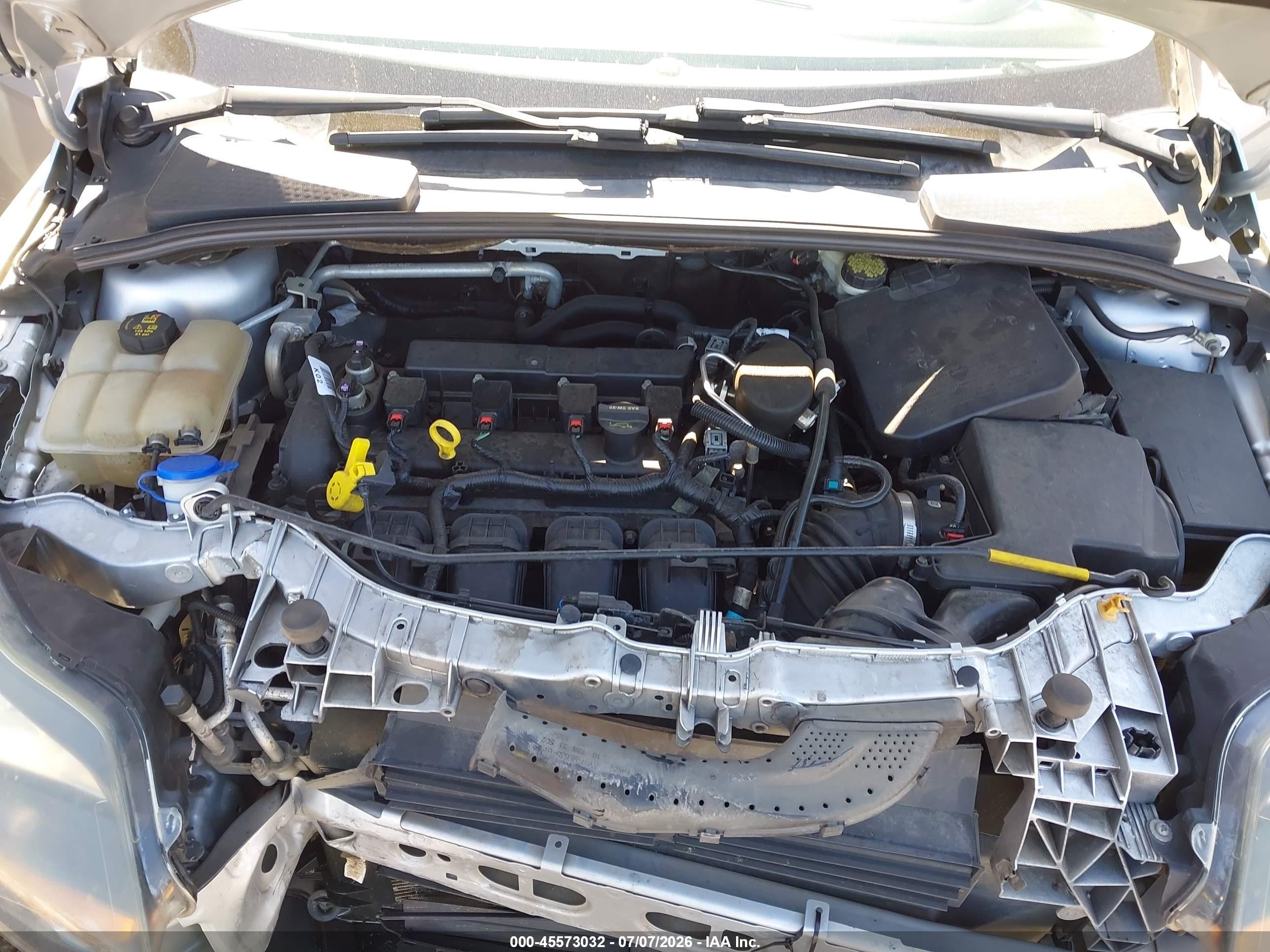 2014 Ford Focus Titanium Silver vin: 1FADP3J23EL264548
