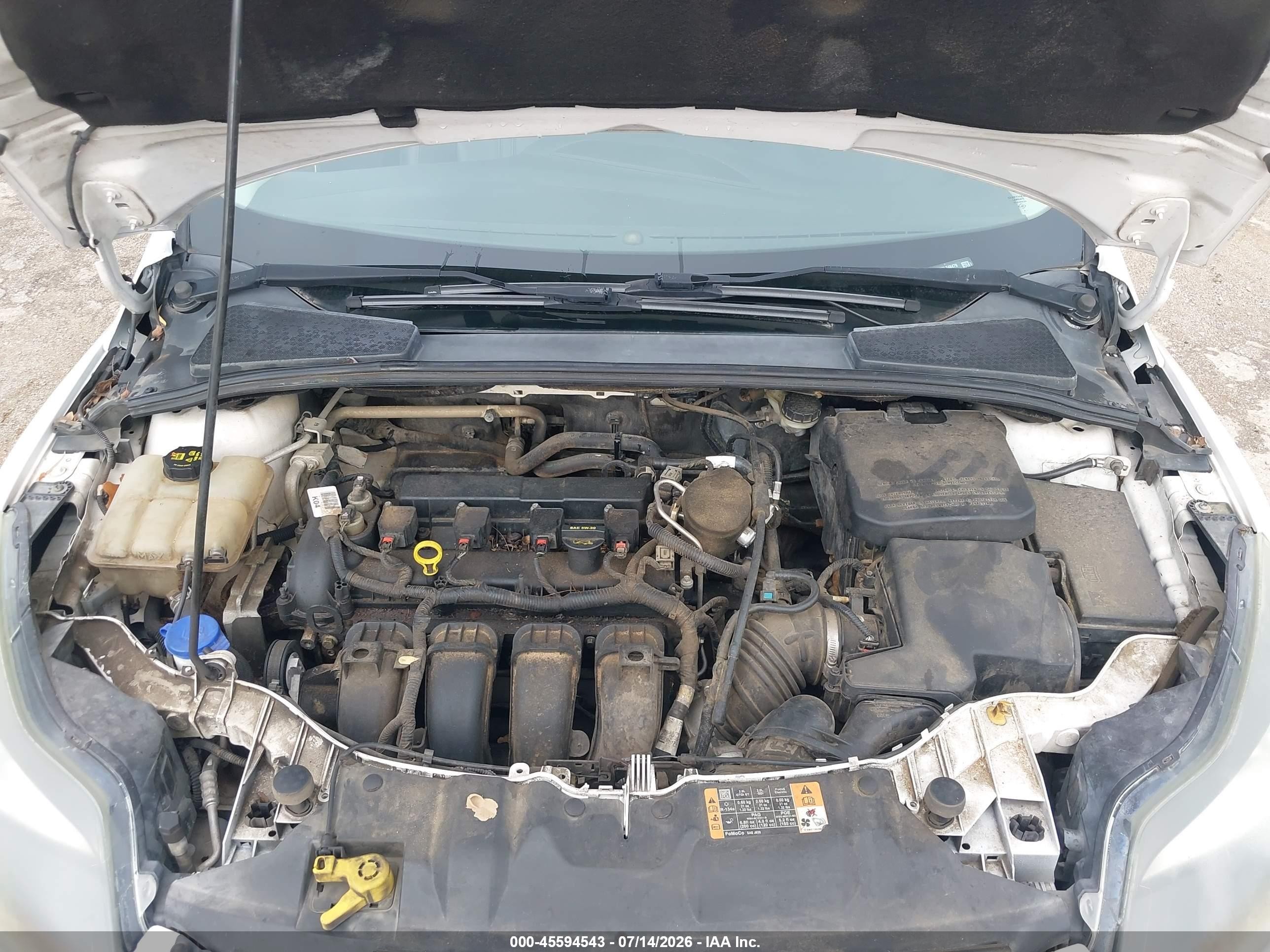 2014 Ford Focus Titanium White vin: 1FADP3J23EL348479