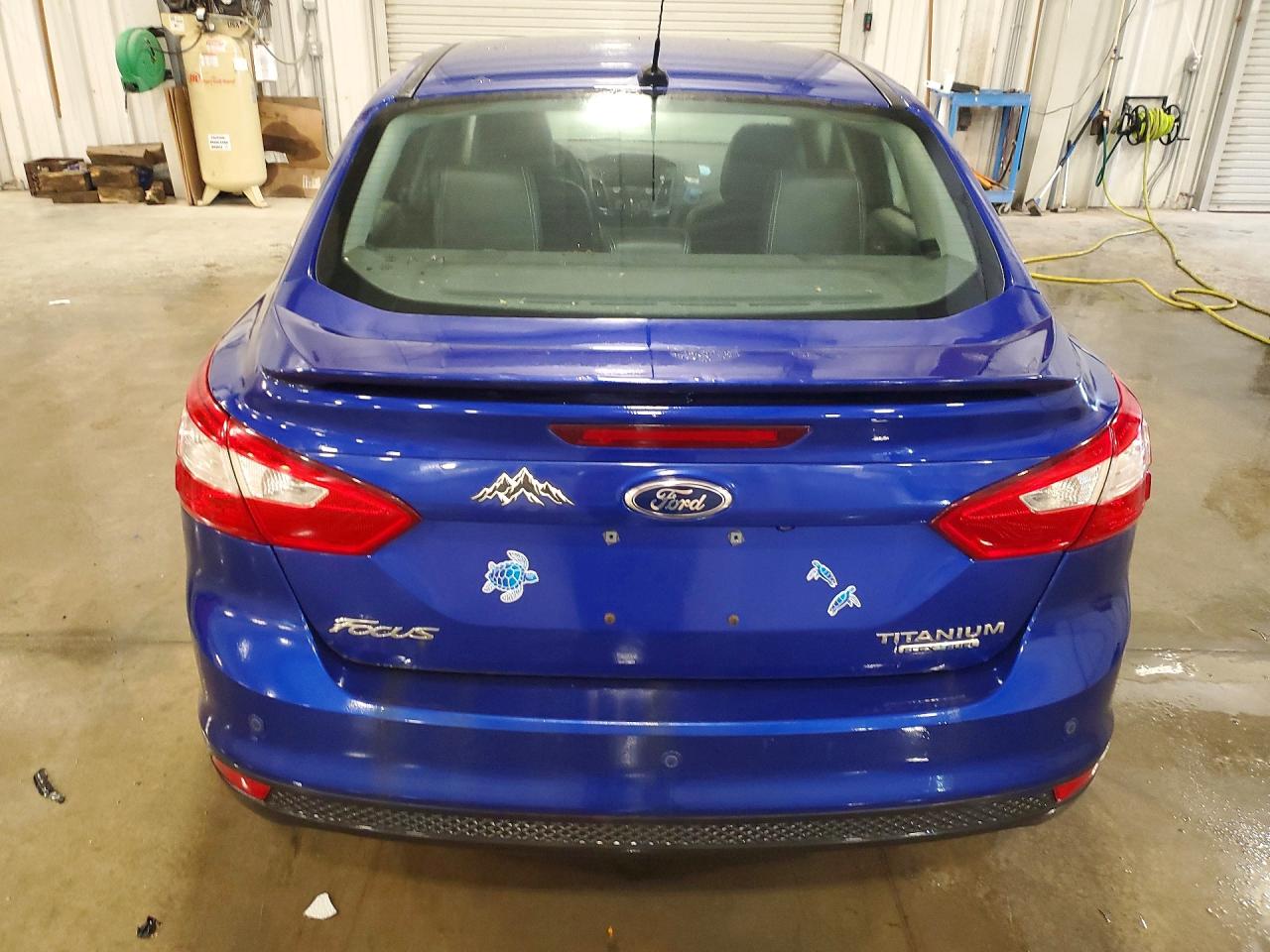 2014 Ford Focus Titanium Blue vin: 1FADP3J23EL374046