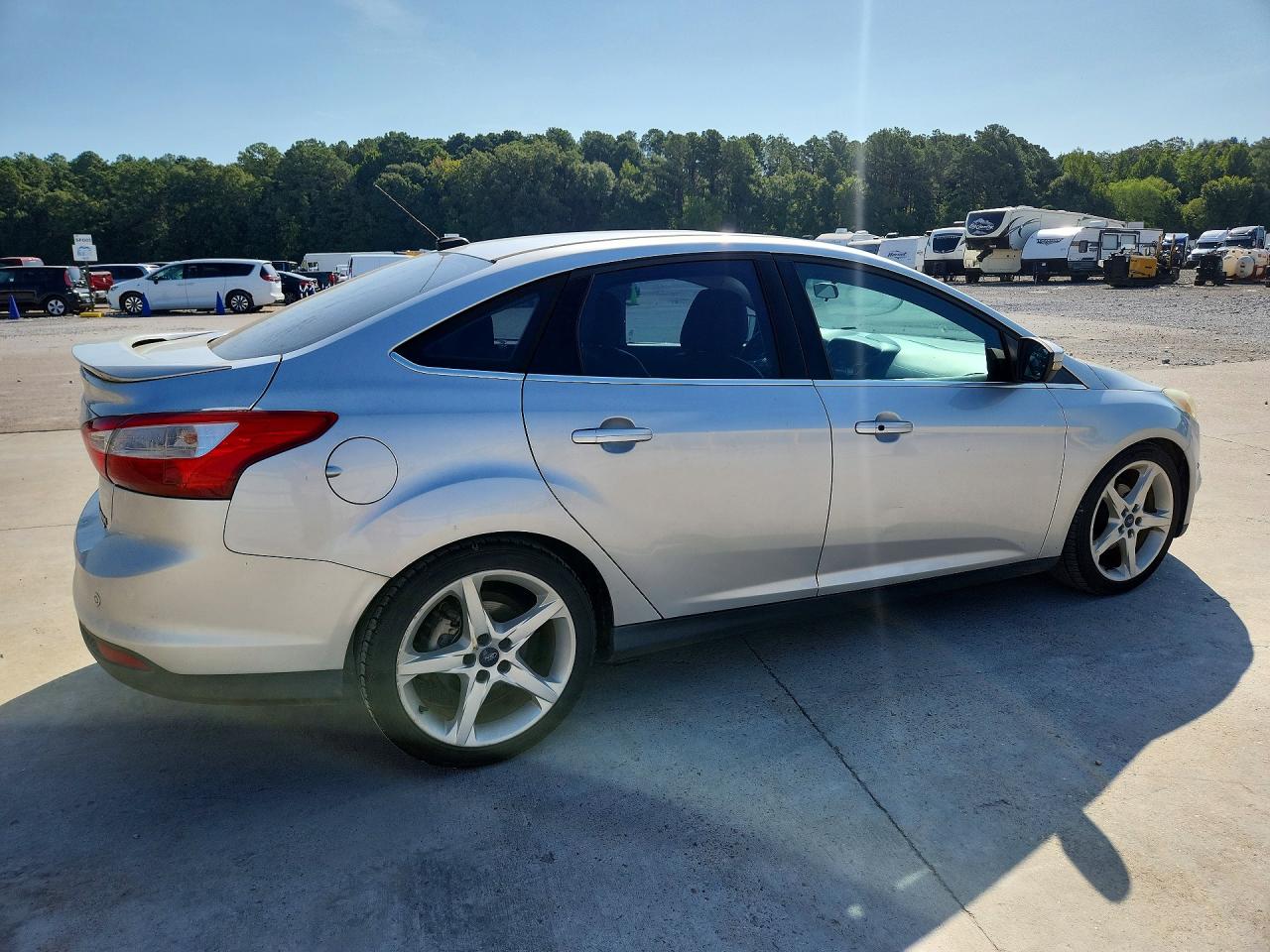 2013 Ford Focus Titanium Silver vin: 1FADP3J24DL231069