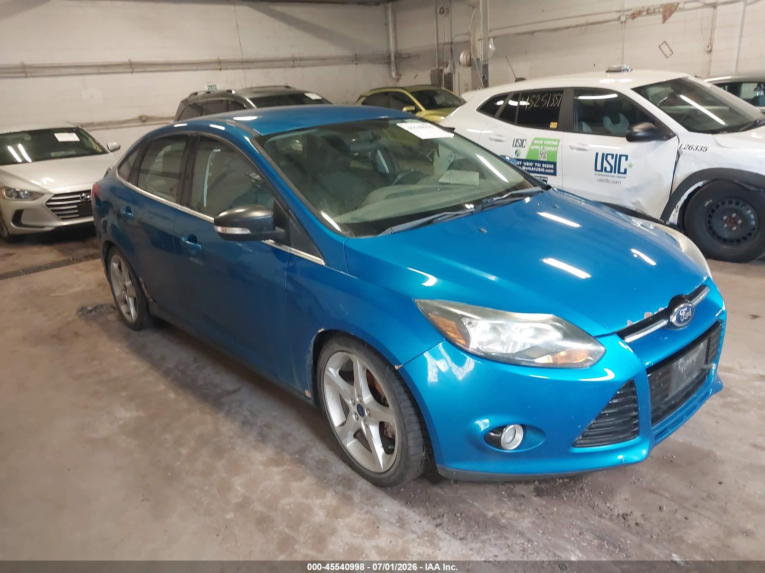 2014 Ford Focus Titanium Blue vin: 1FADP3J24EL399179