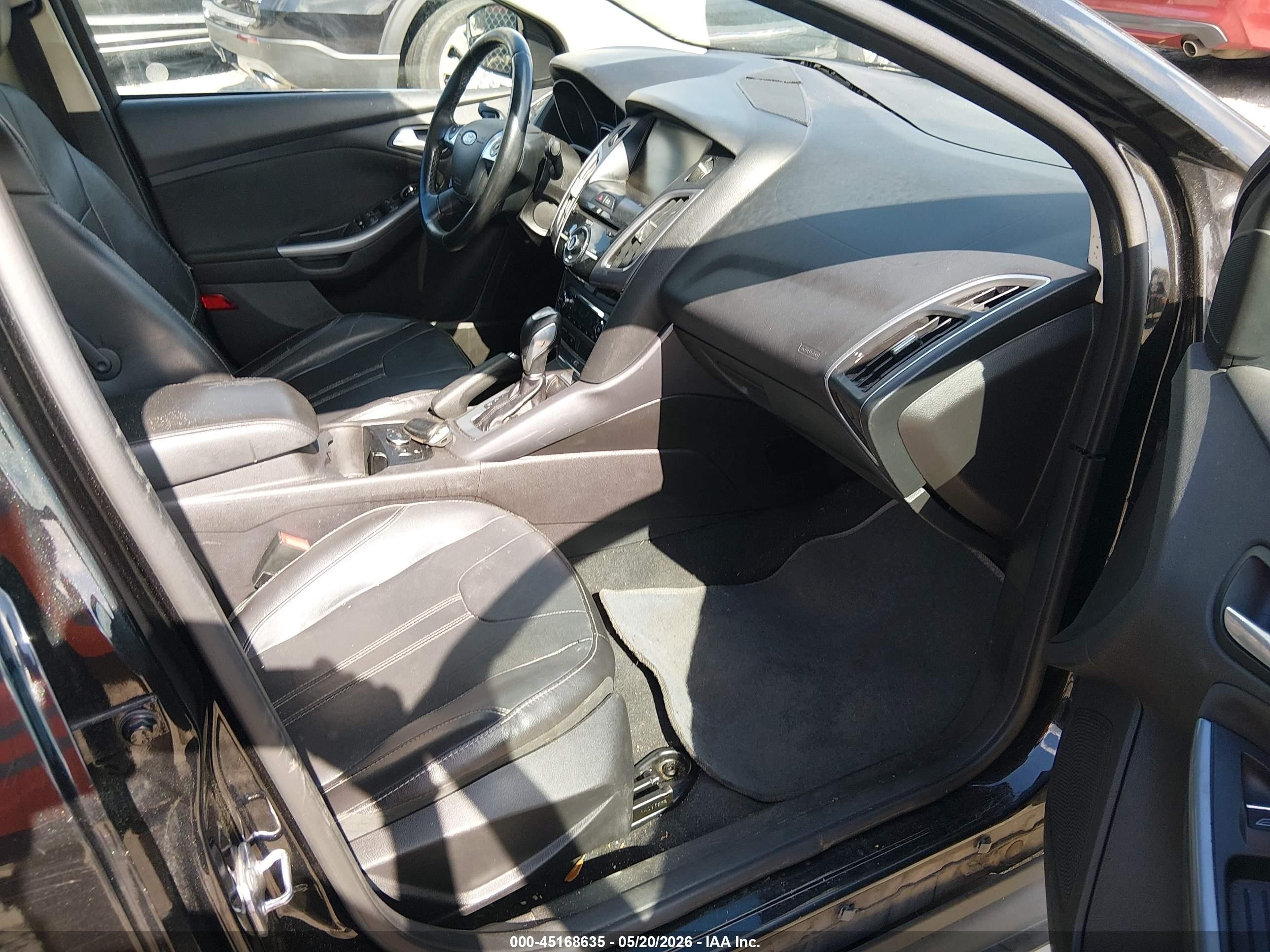 2014 Ford Focus Titanium Black vin: 1FADP3J24EL447456