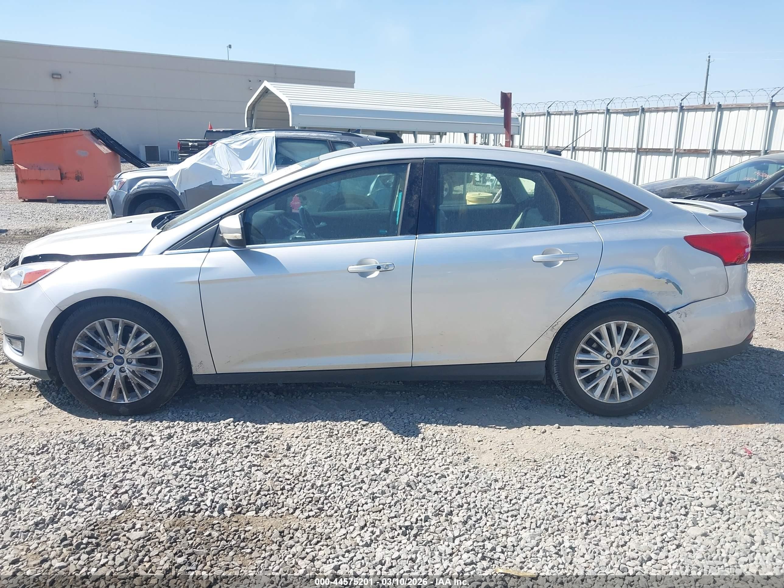 2017 Ford Focus Titanium Silver vin: 1FADP3J24HL268368
