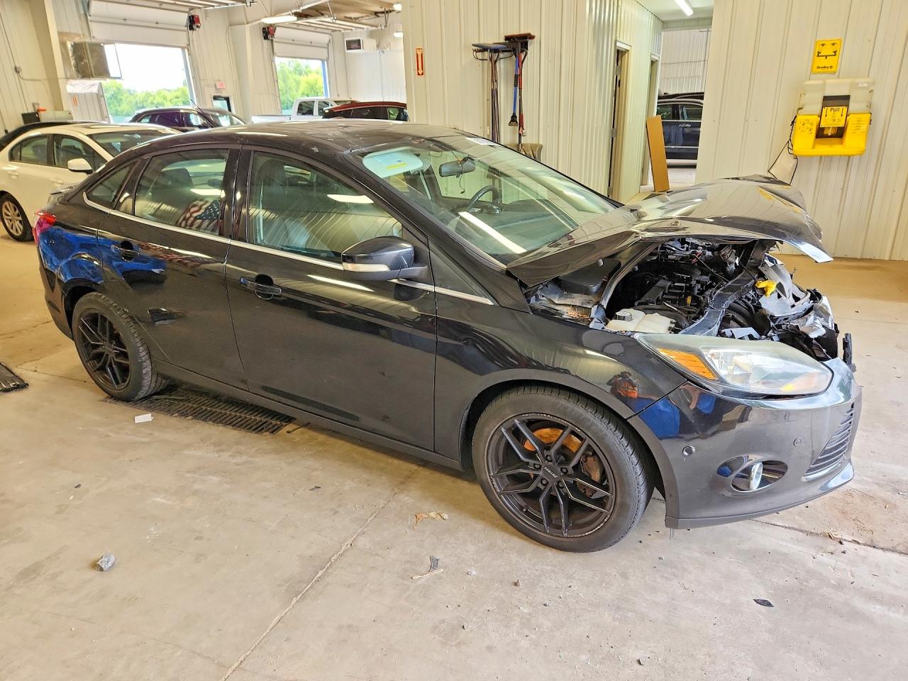 2013 Ford Focus Titanium Черный vin: 1FADP3J25DL107571