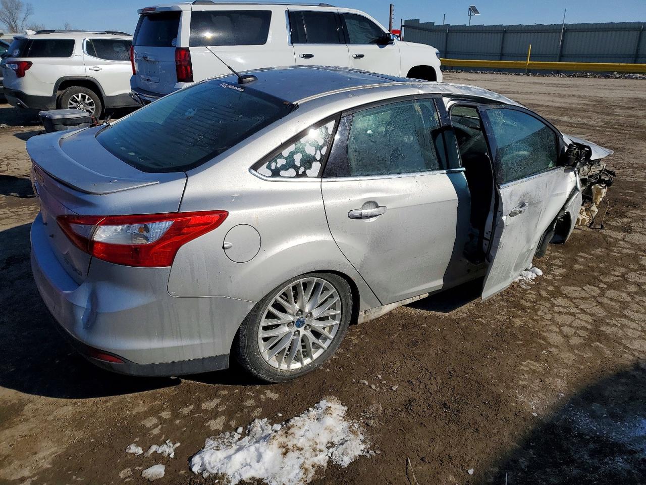 2013 Ford Focus Titanium Silver vin: 1FADP3J25DL124113