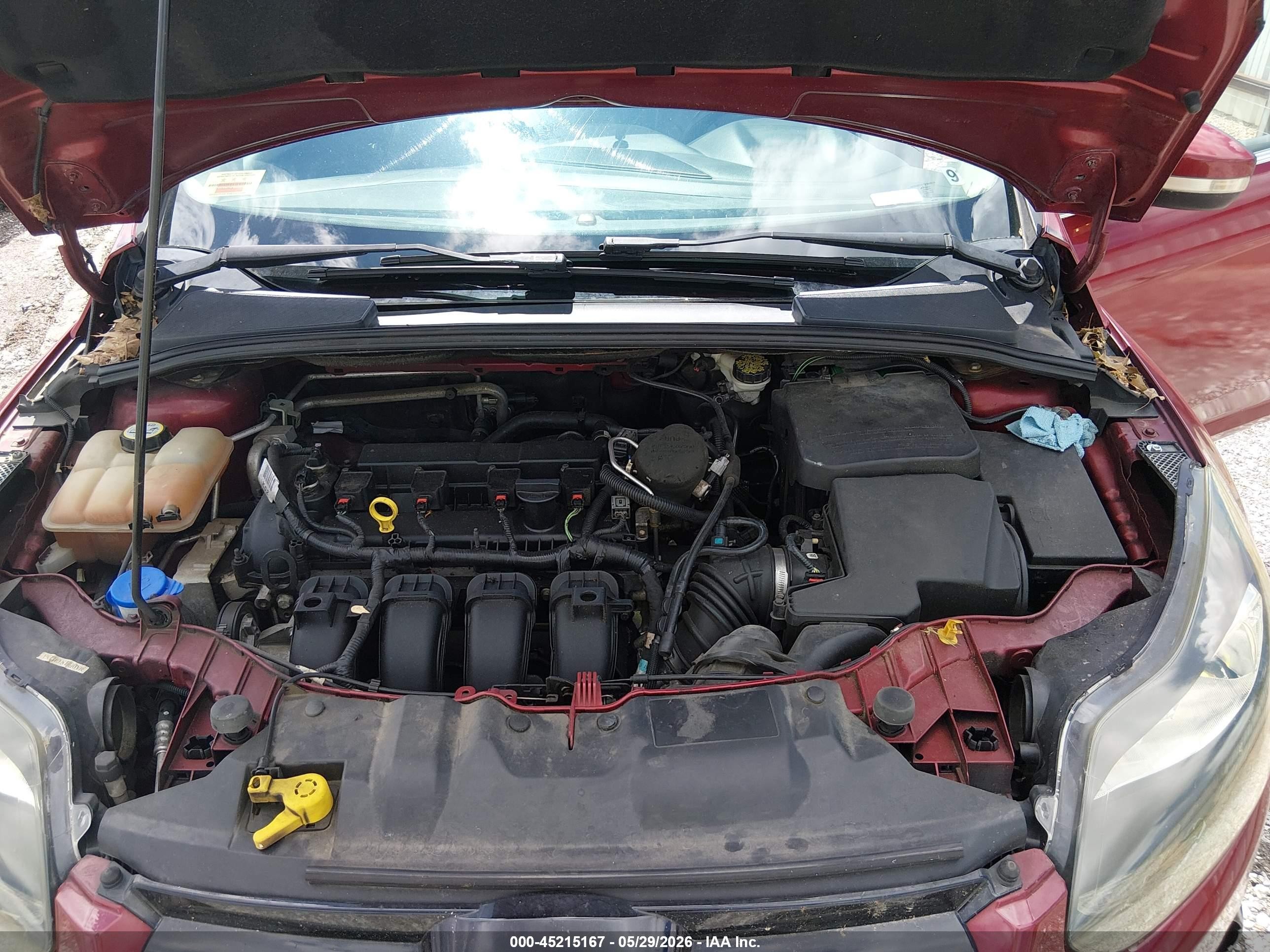 2013 Ford Focus Titanium Red vin: 1FADP3J25DL203538