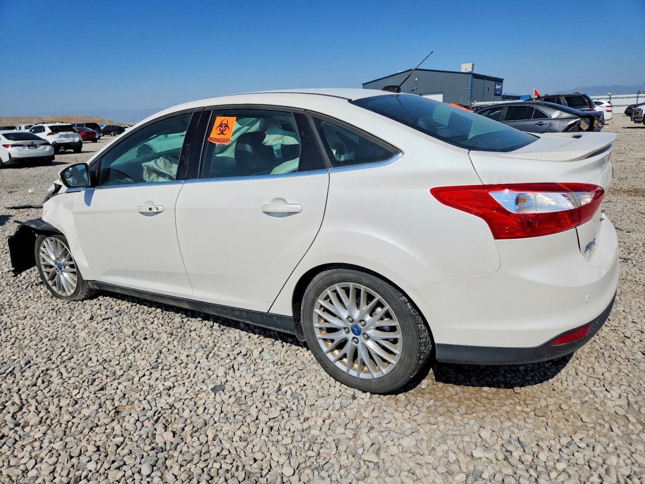 2013 Ford Focus Titanium White vin: 1FADP3J25DL263593
