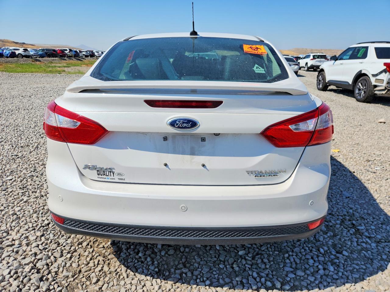 2013 Ford Focus Titanium White vin: 1FADP3J25DL263593