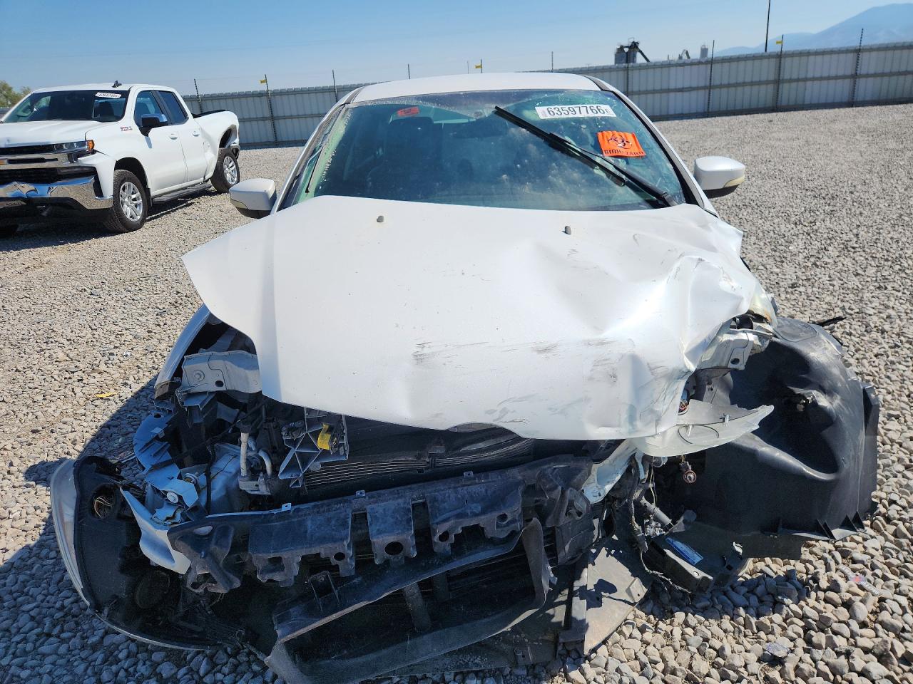 2013 Ford Focus Titanium White vin: 1FADP3J25DL263593