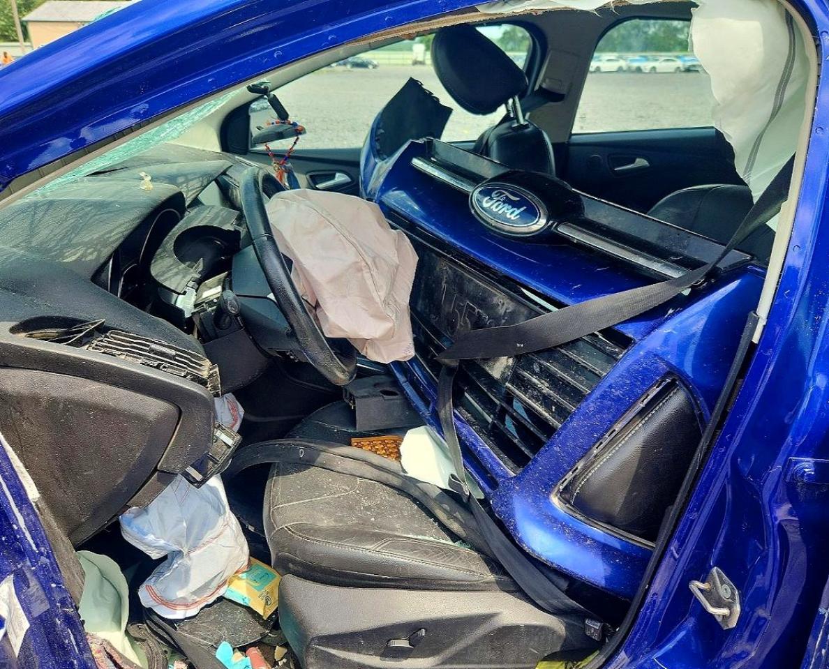 2013 Ford Focus Titanium Blue vin: 1FADP3J25DL301162