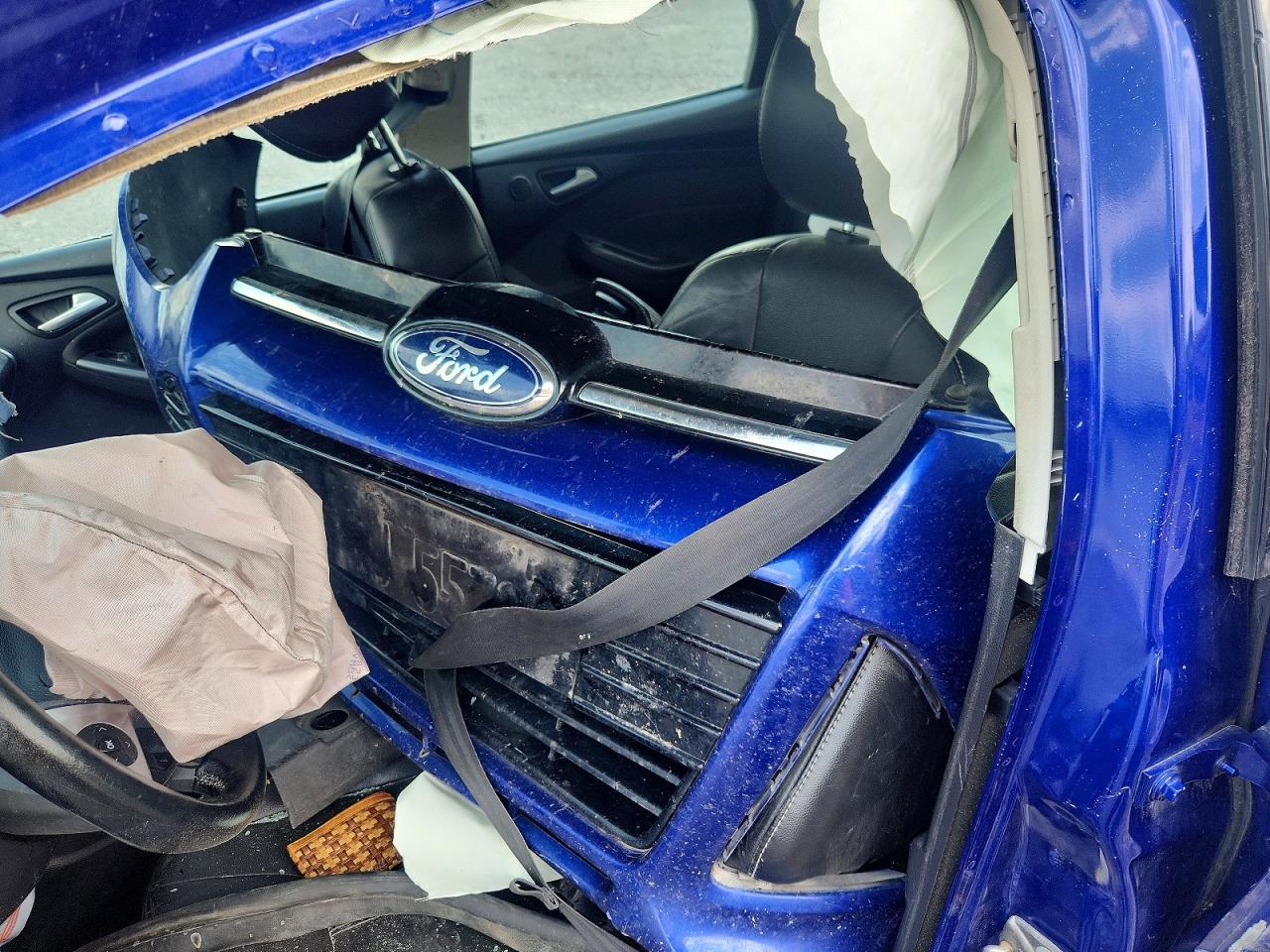 2013 Ford Focus Titanium Blue vin: 1FADP3J25DL301162