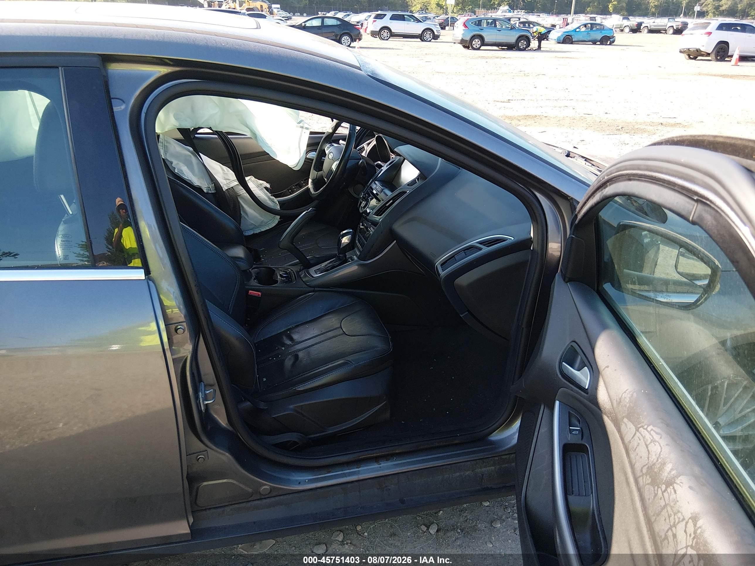 2013 Ford Focus Titanium Gray vin: 1FADP3J25DL378310