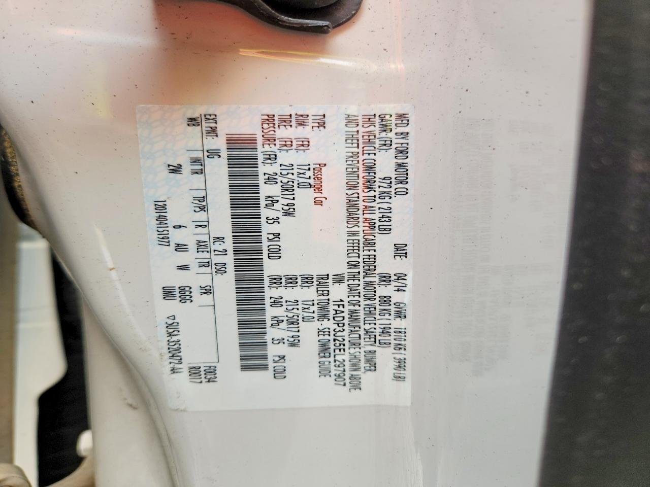 2014 Ford Focus Titanium White vin: 1FADP3J25EL297907