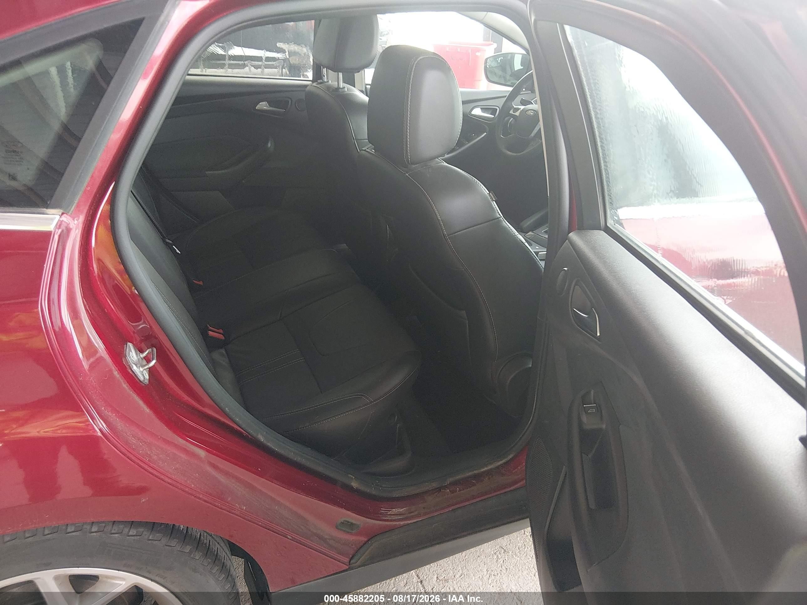 2014 Ford Focus Titanium Red vin: 1FADP3J25EL430889