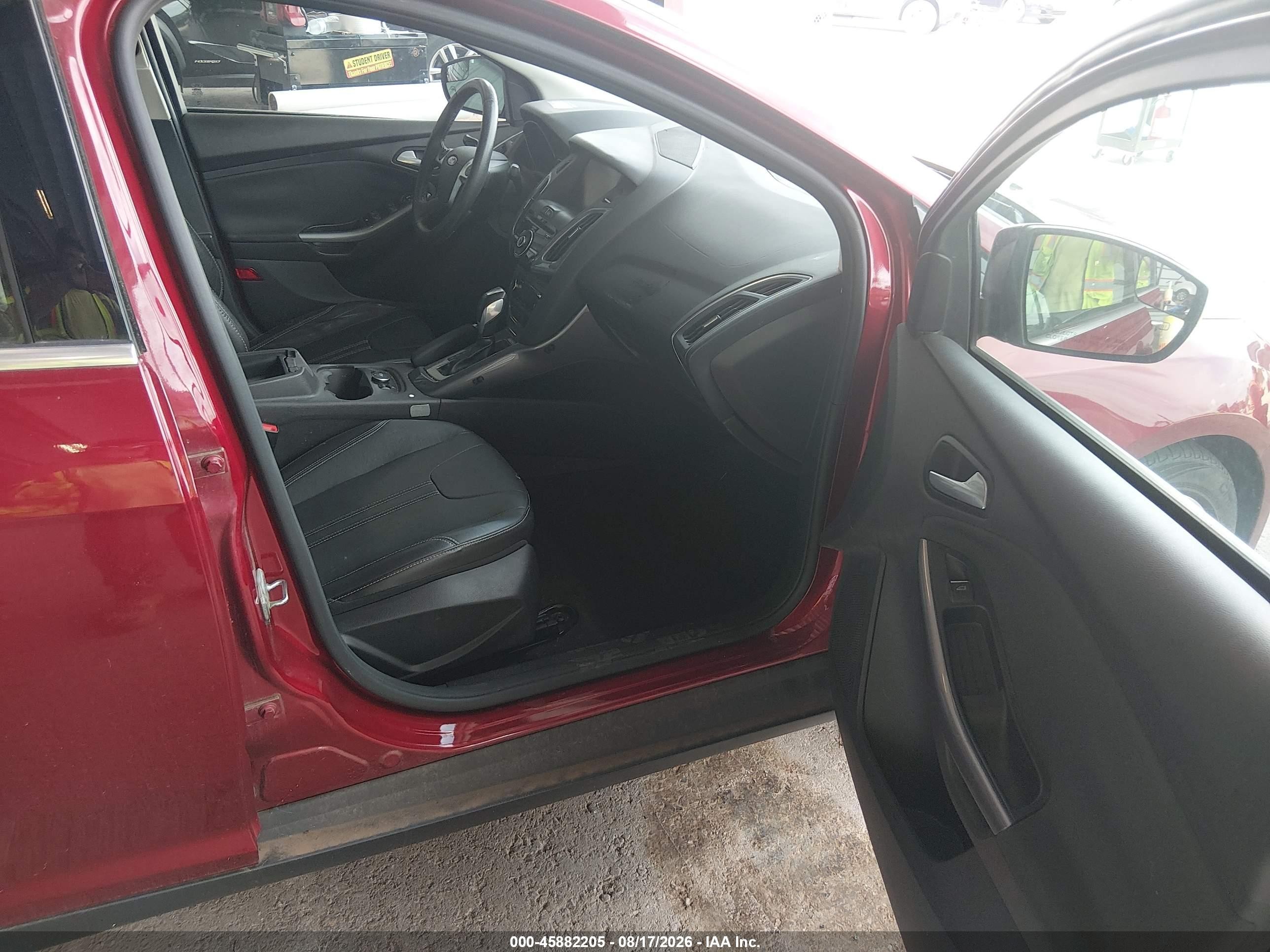2014 Ford Focus Titanium Red vin: 1FADP3J25EL430889