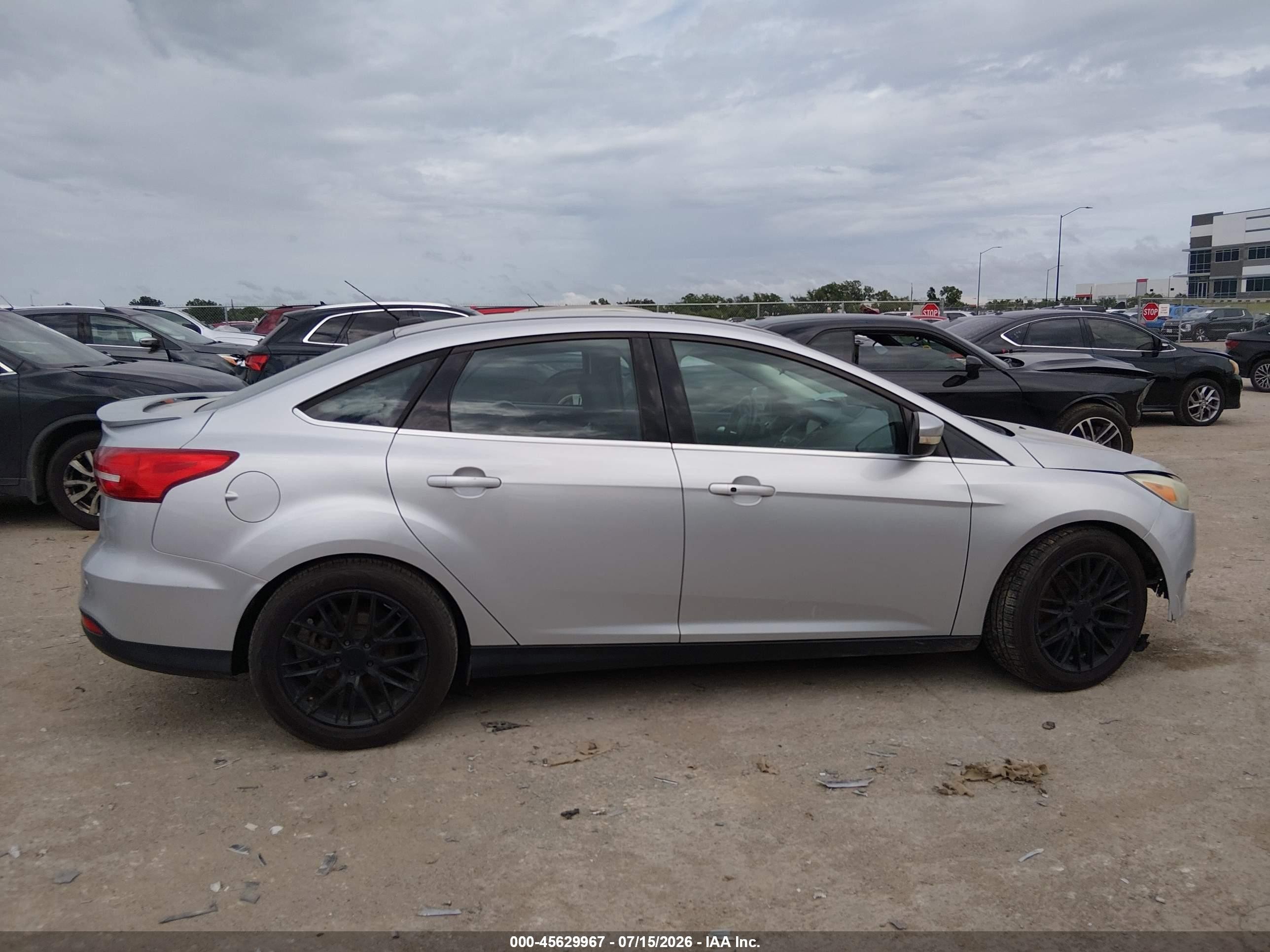 2015 Ford Focus Titanium Silver vin: 1FADP3J25FL235344