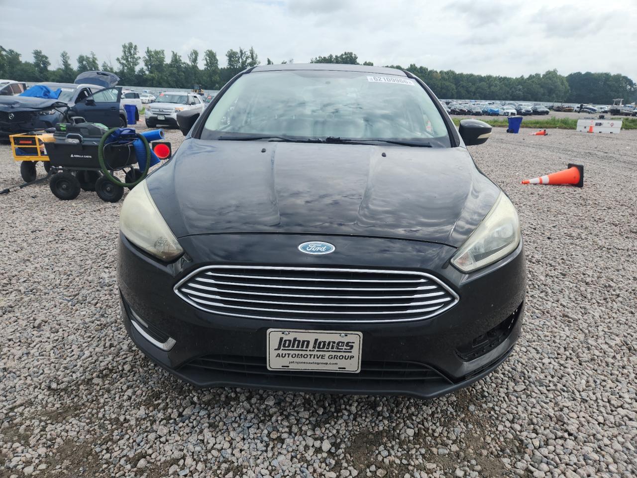 2015 Ford Focus Titanium Black vin: 1FADP3J25FL238230
