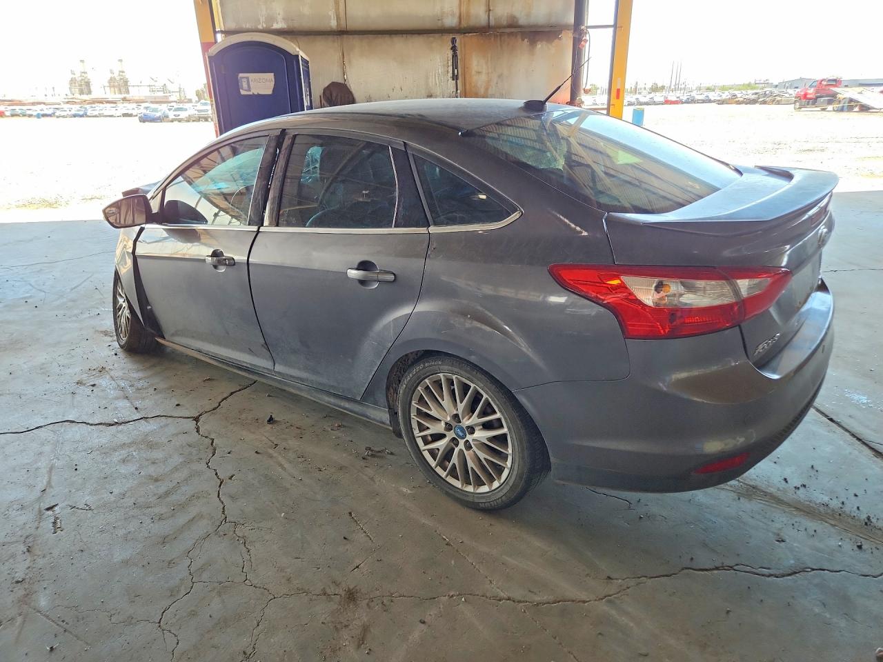 2013 Ford Focus Titanium Серый vin: 1FADP3J26DL177824