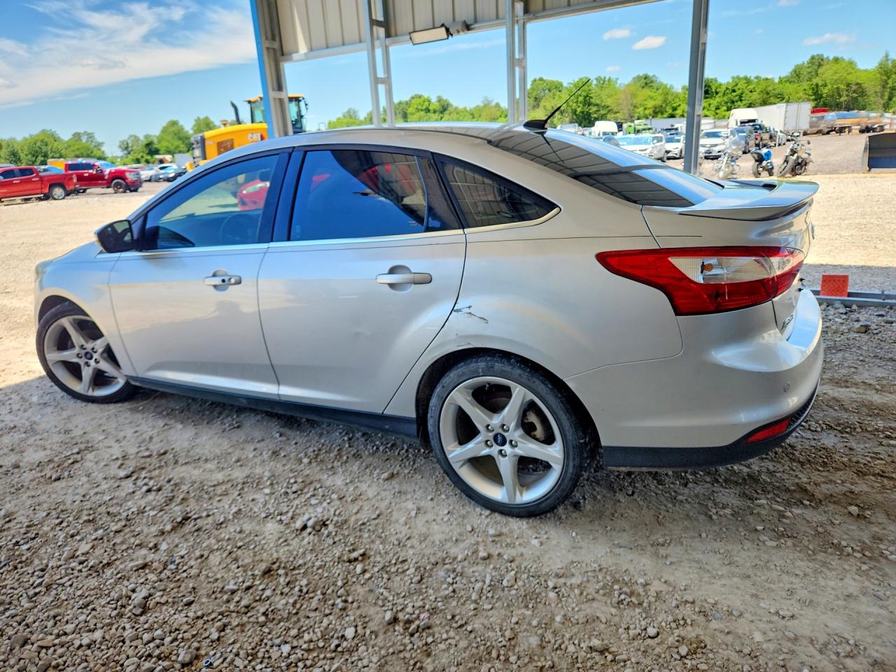 2013 Ford Focus Silver vin: 1FADP3J26DL234569