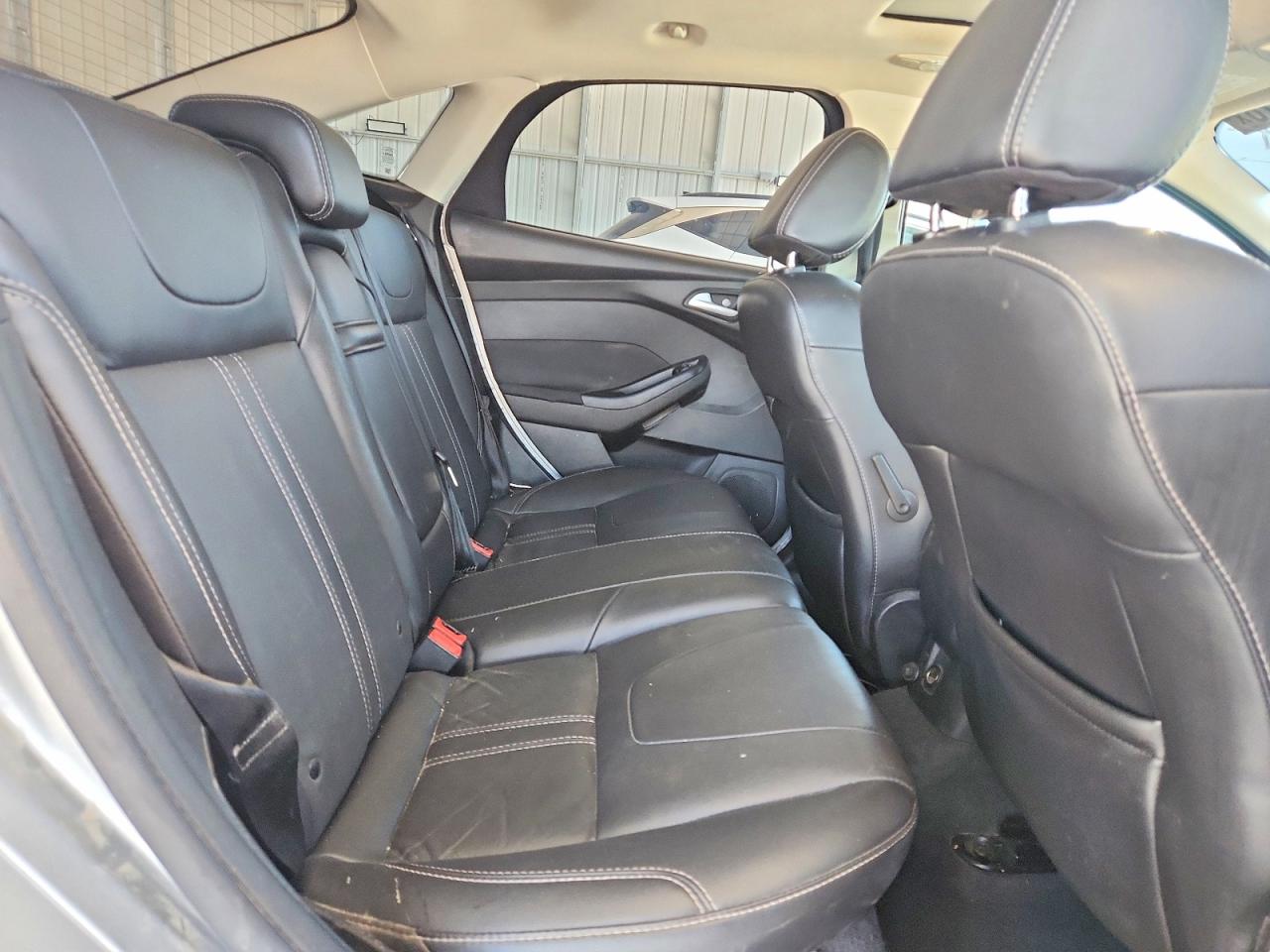 2013 Ford Focus Silver vin: 1FADP3J26DL234569