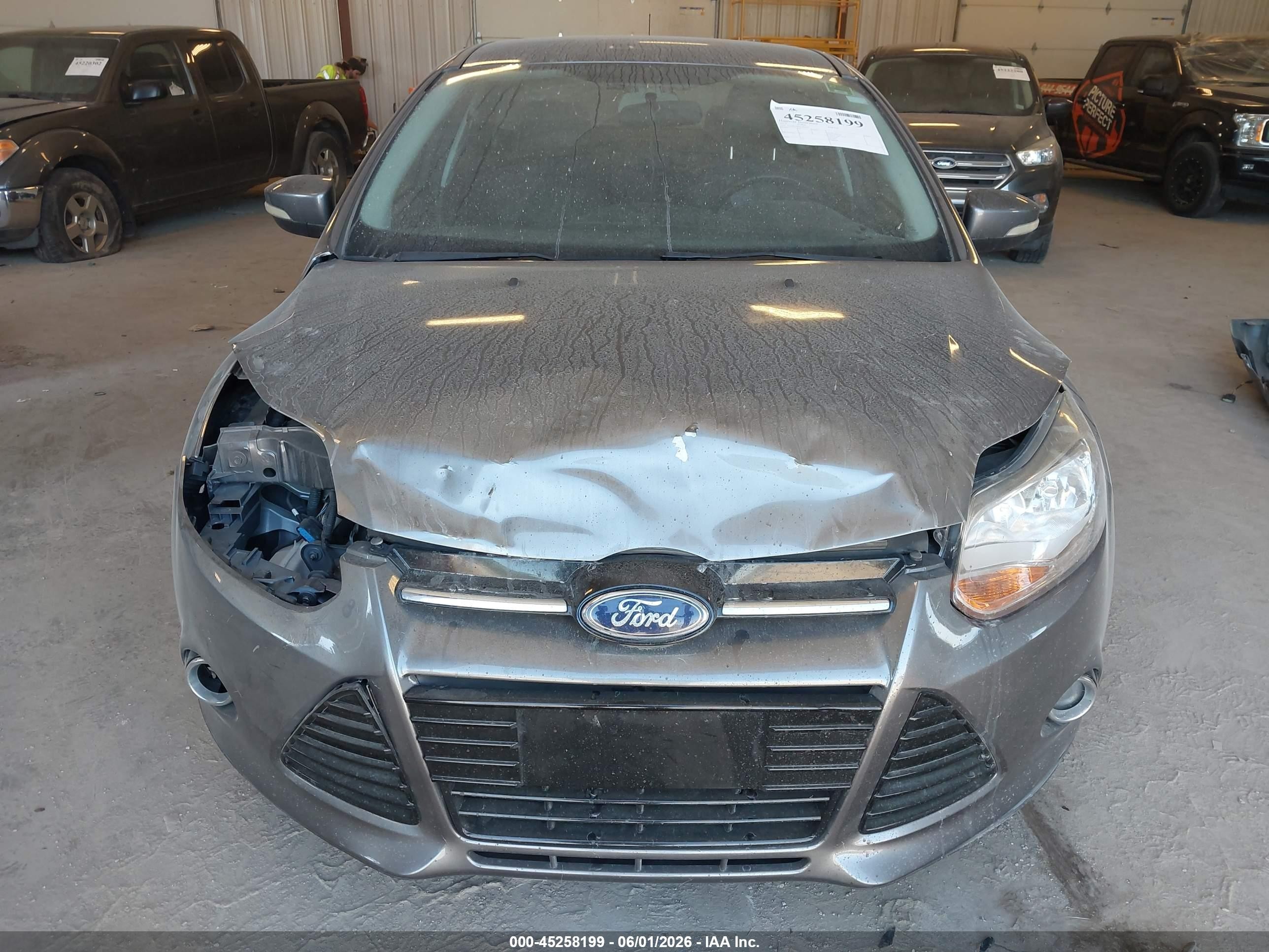 2013 Ford Focus Titanium Gray vin: 1FADP3J26DL283819