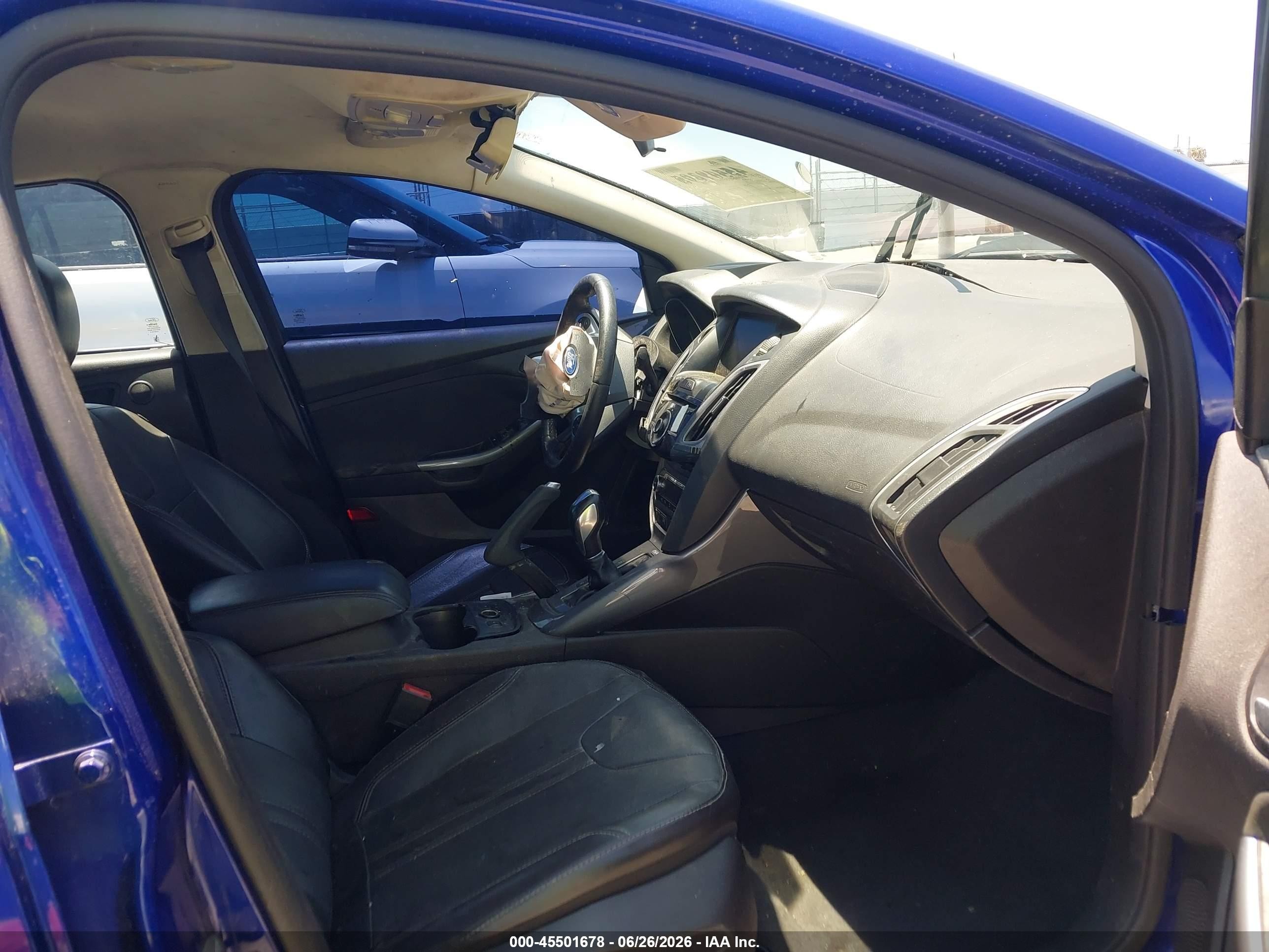 2014 Ford Focus Titanium Blue vin: 1FADP3J26EL357564