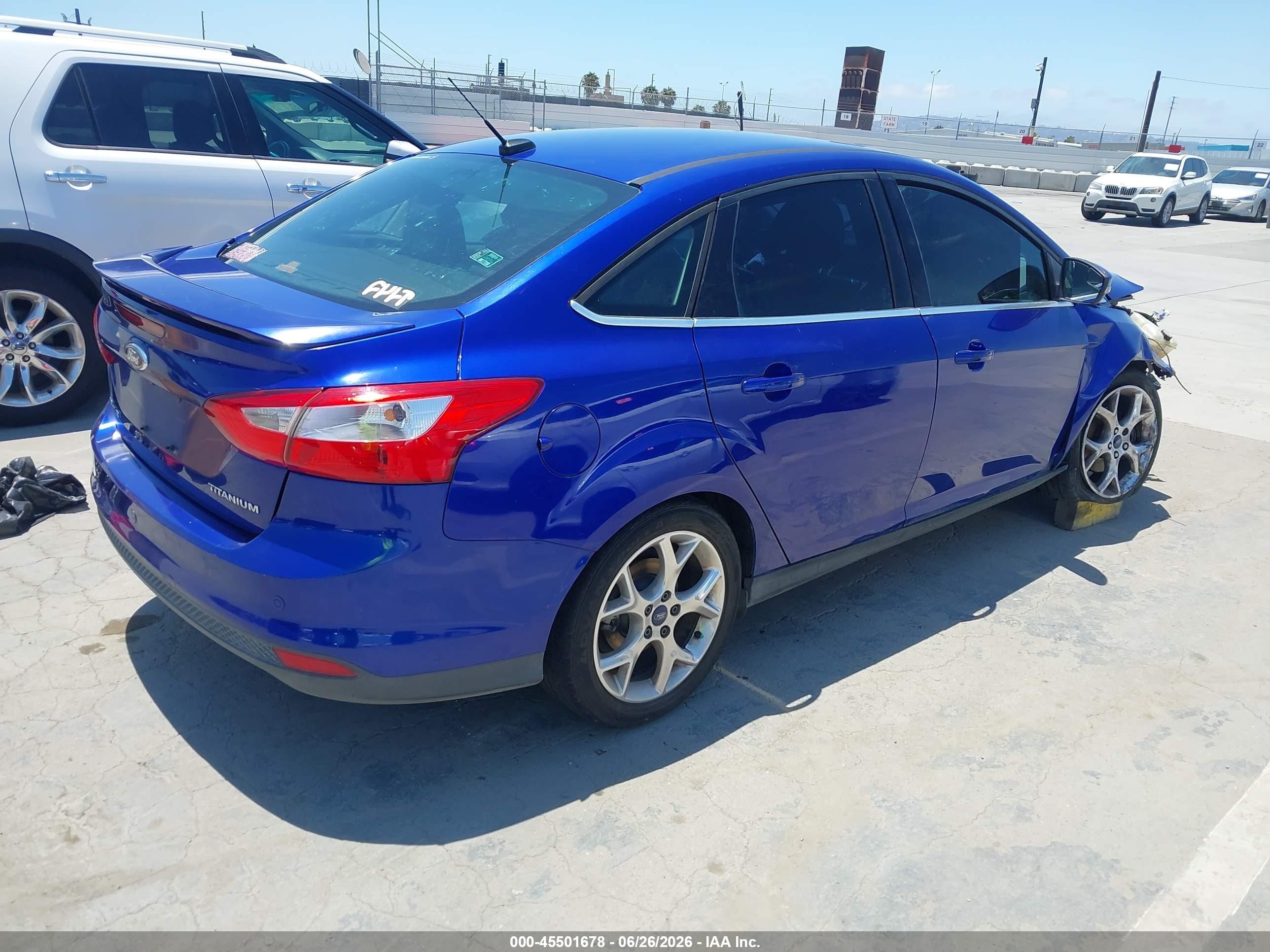 2014 Ford Focus Titanium Blue vin: 1FADP3J26EL357564