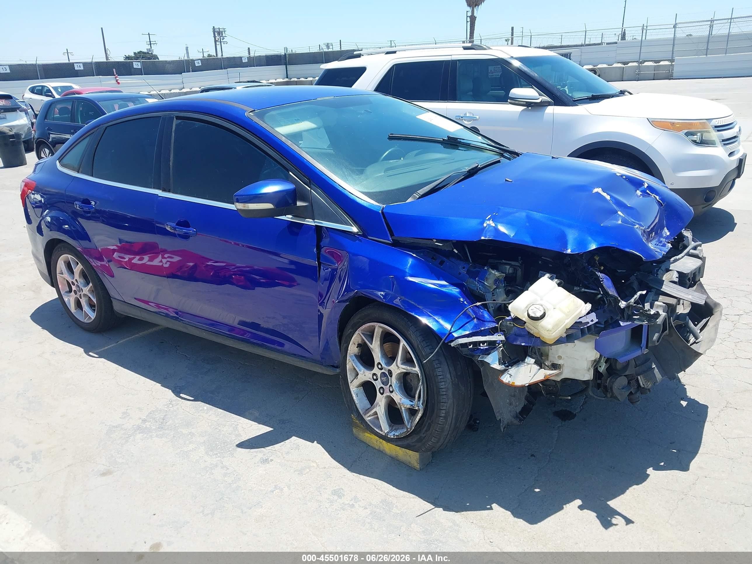 2014 Ford Focus Titanium Blue vin: 1FADP3J26EL357564