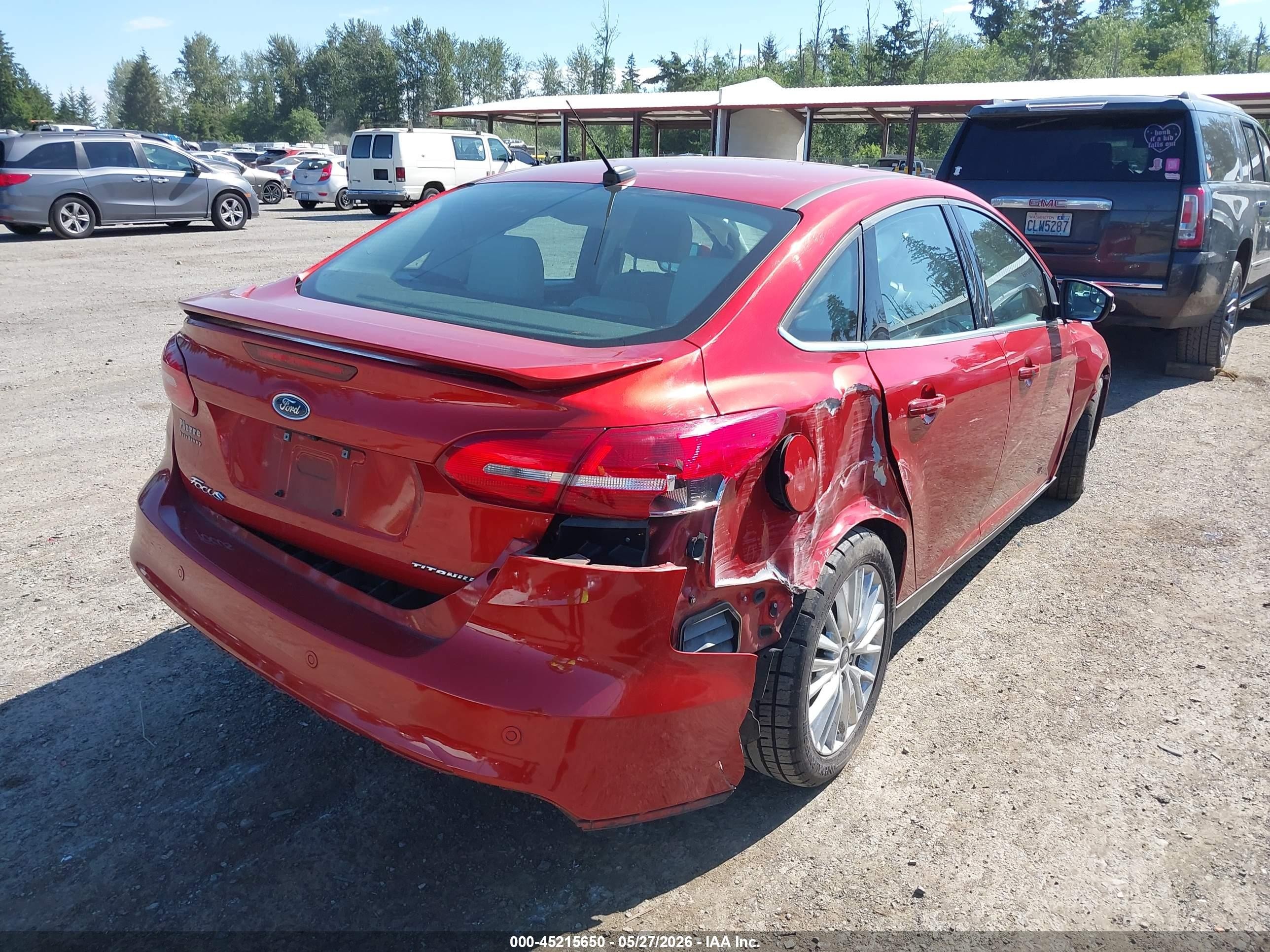 2018 Ford Focus Titanium Red vin: 1FADP3J26JL314725