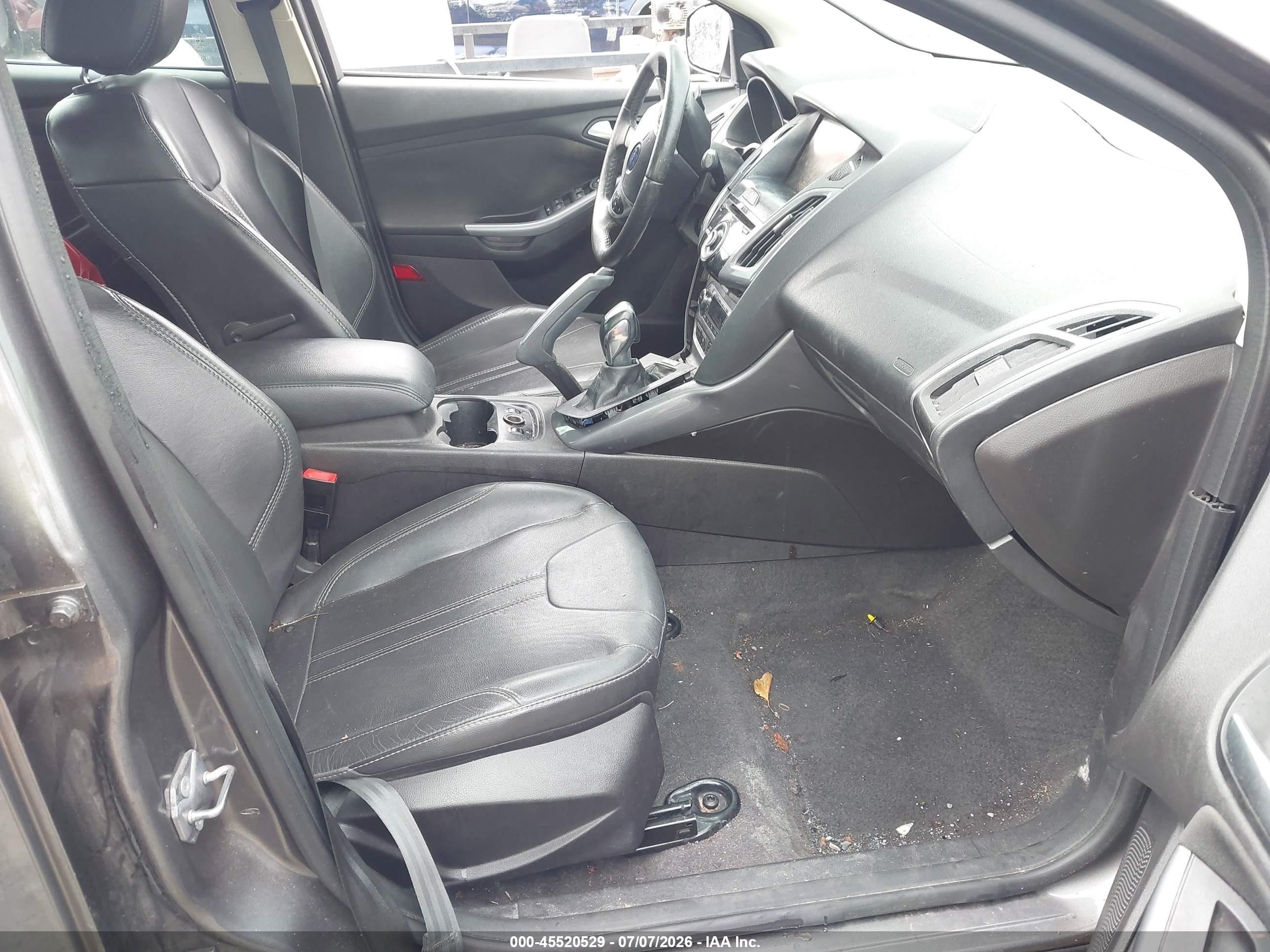 2013 Ford Focus Titanium Gray vin: 1FADP3J27DL128972