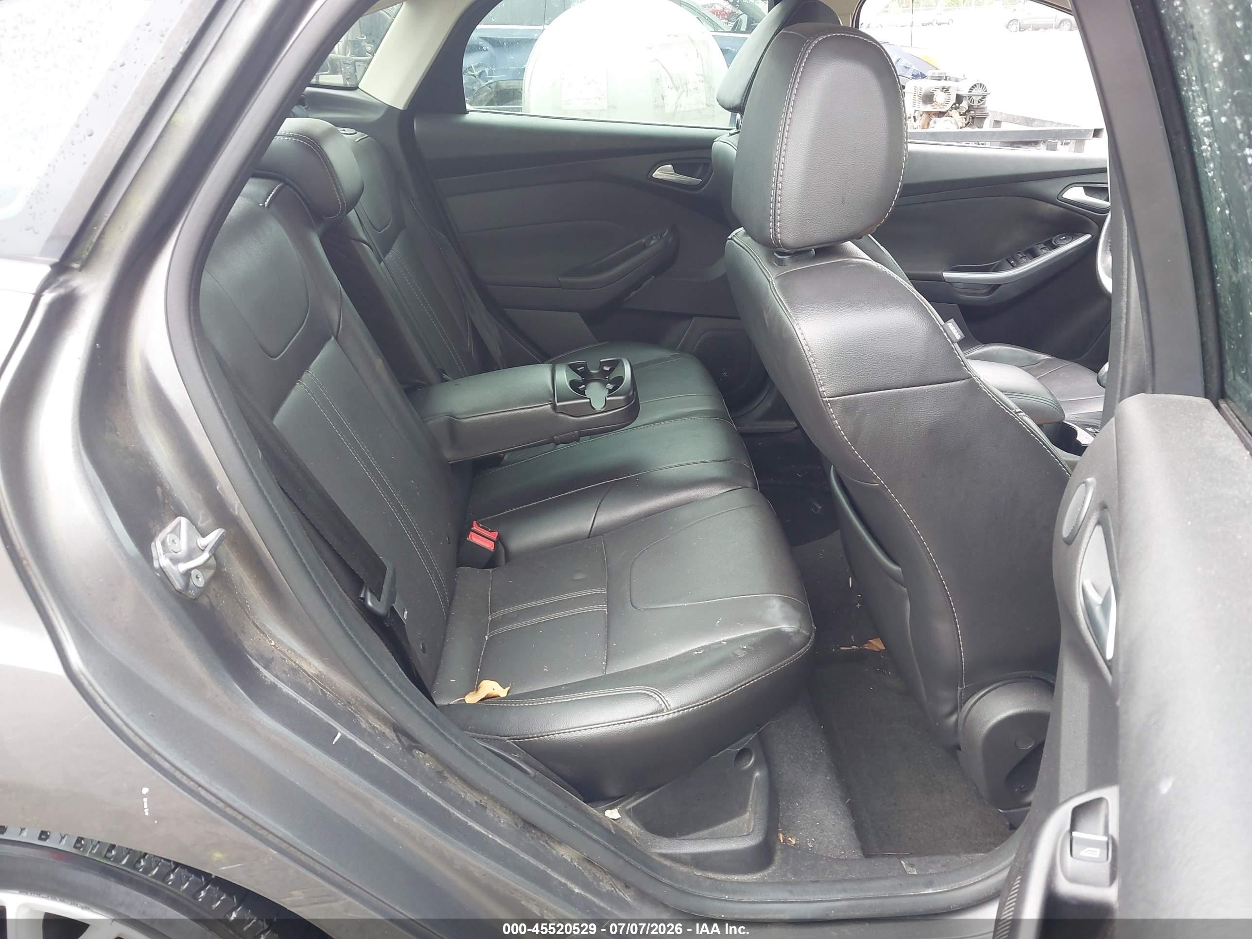2013 Ford Focus Titanium Gray vin: 1FADP3J27DL128972