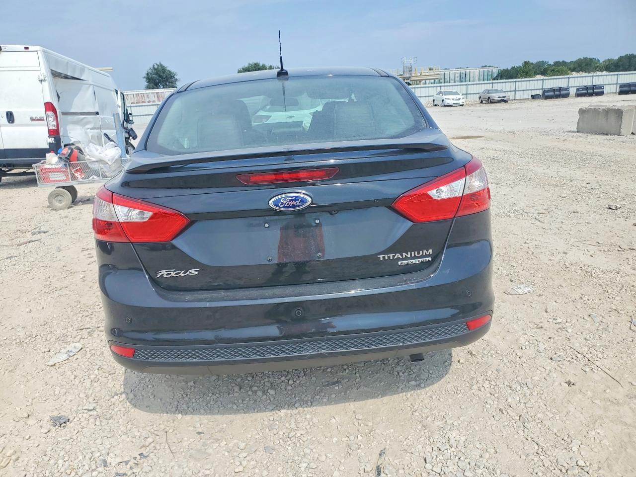 2013 Ford Focus Titanium Black vin: 1FADP3J27DL262607