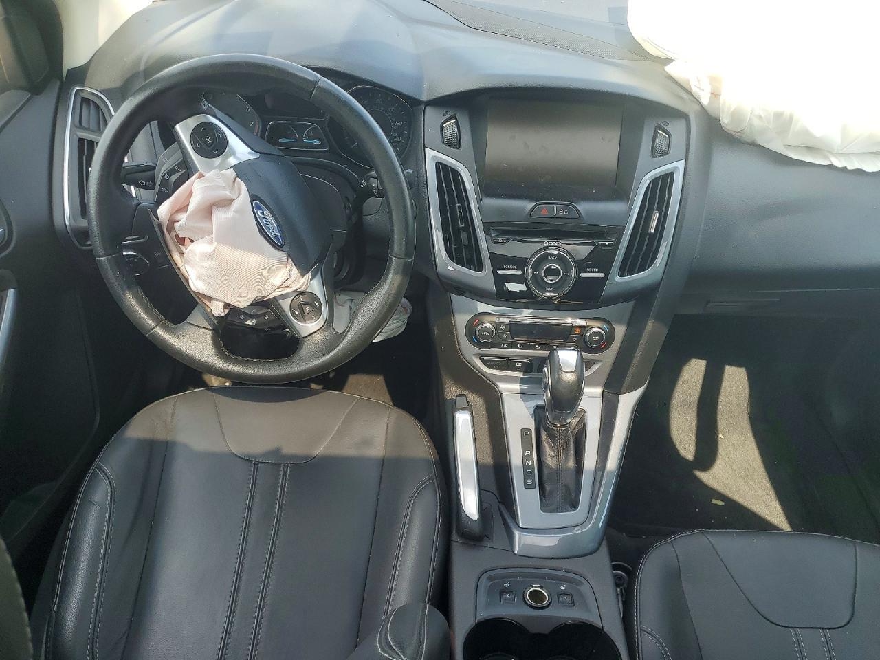 2013 Ford Focus Titanium Black vin: 1FADP3J27DL262607