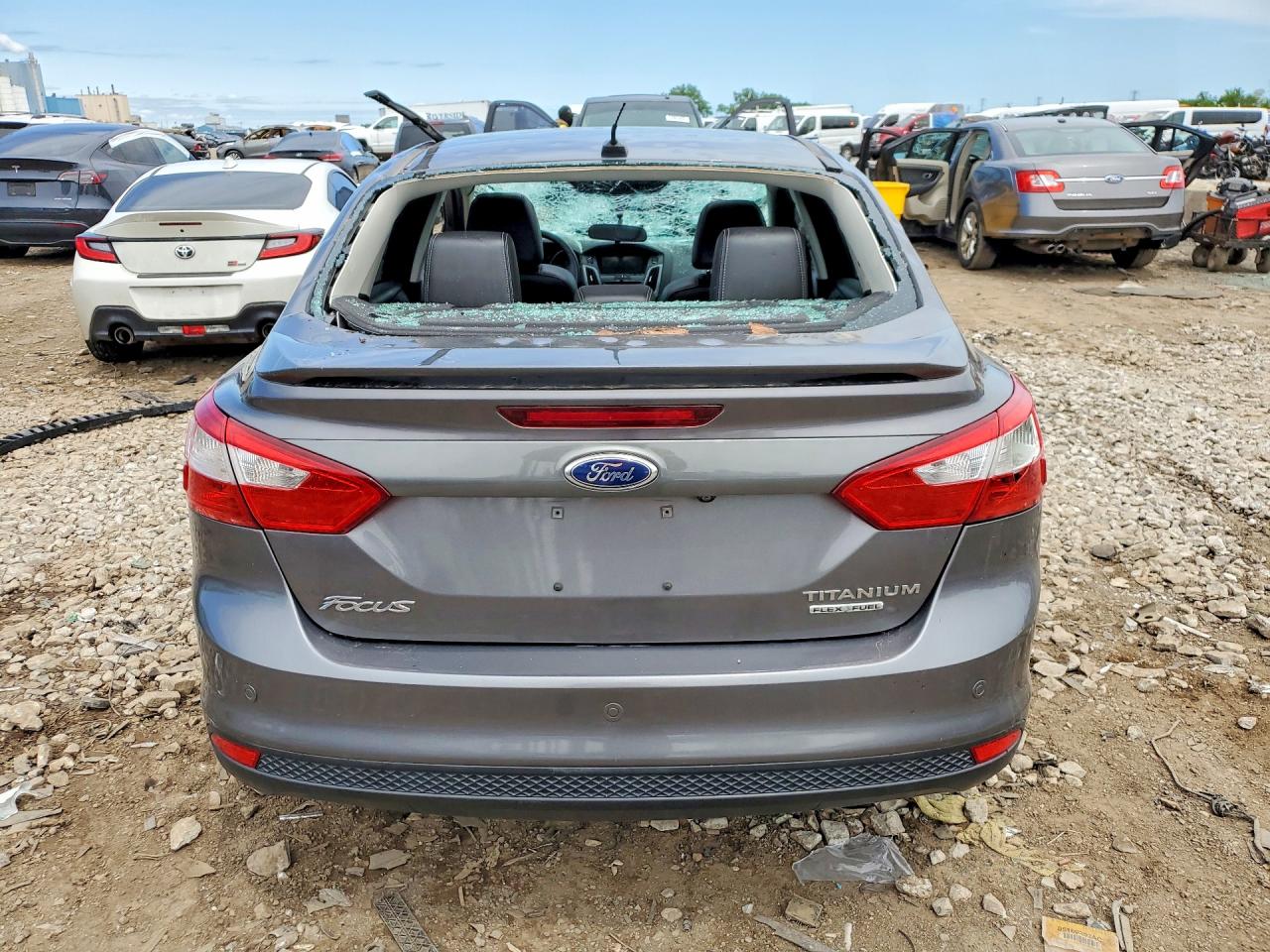 2014 Ford Focus Titanium Black vin: 1FADP3J27EL106911