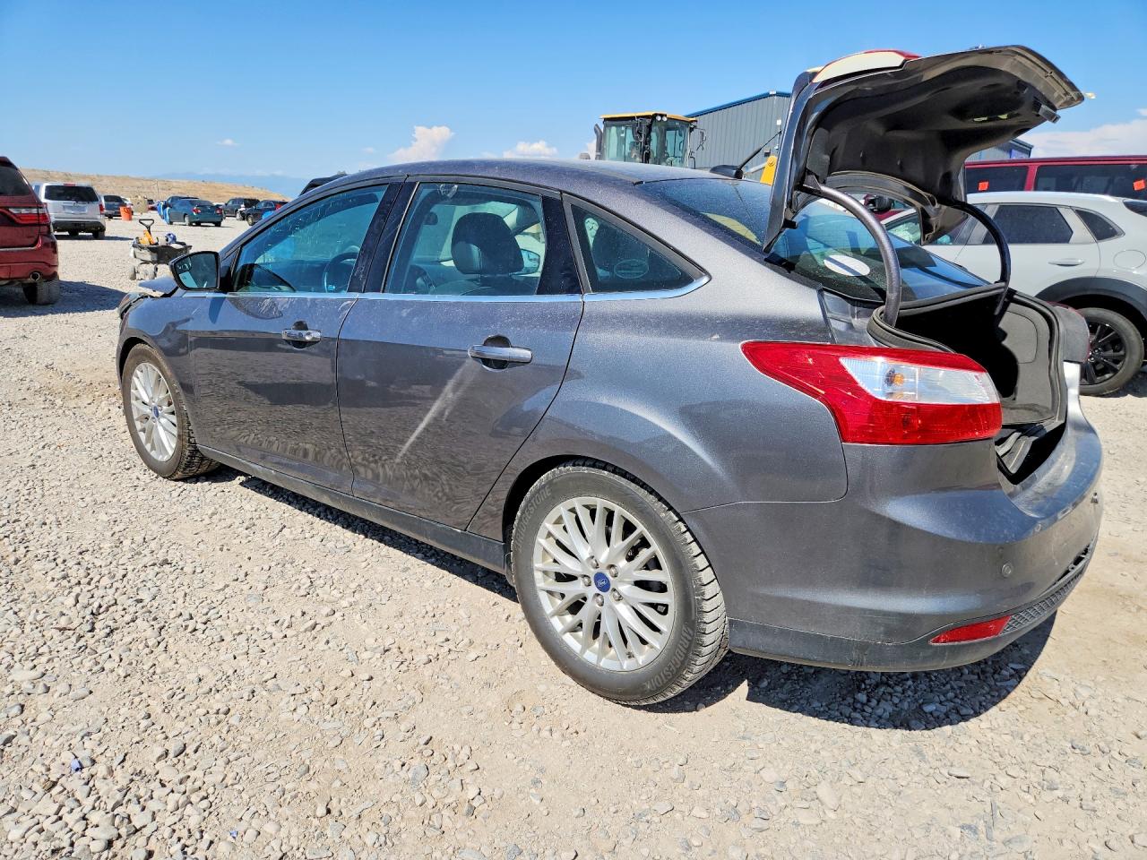 2014 Ford Focus Titanium Серый vin: 1FADP3J27EL224344