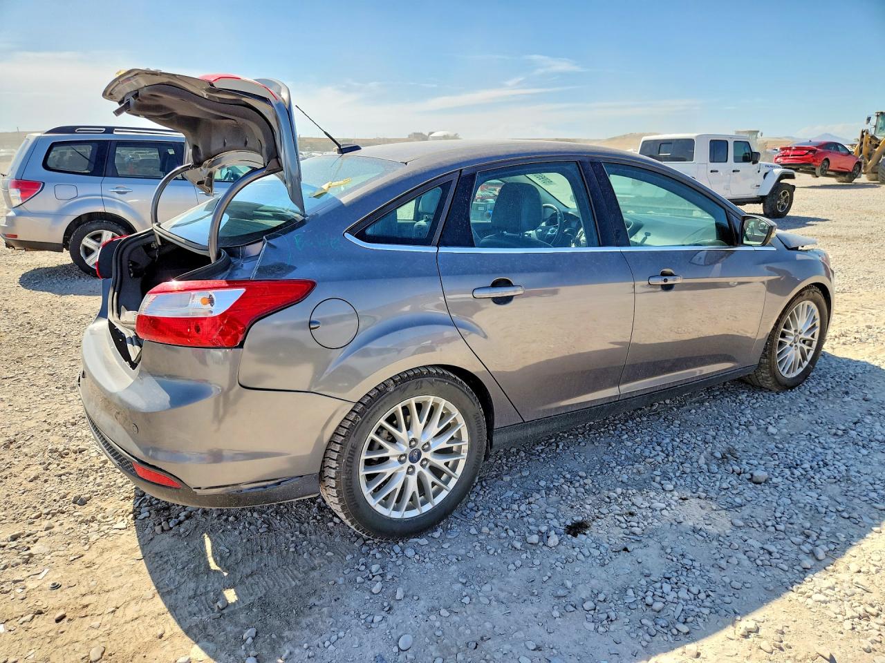 2014 Ford Focus Titanium Серый vin: 1FADP3J27EL224344